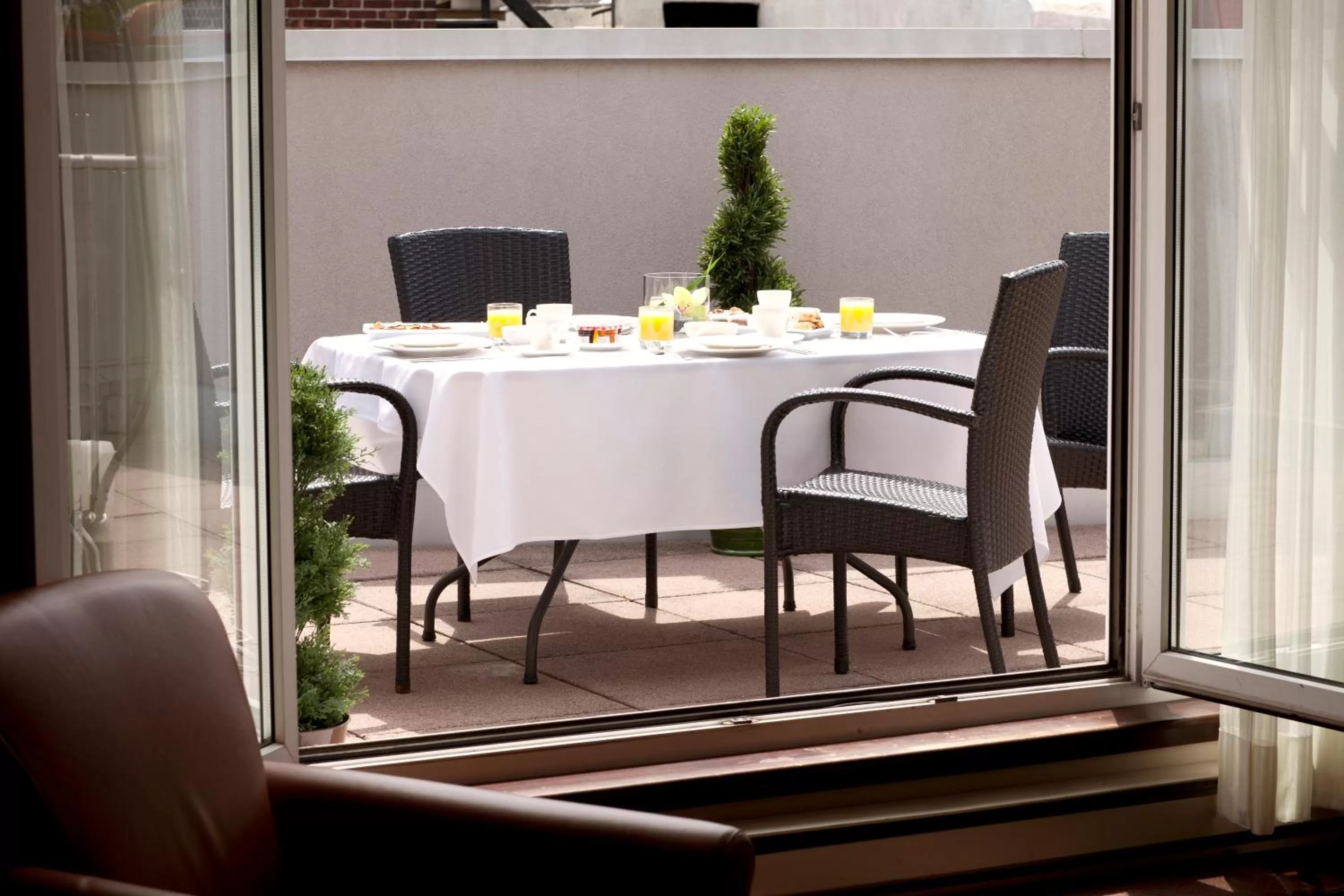 Balcony/Terrace in Hôtel Saint-Sulpice