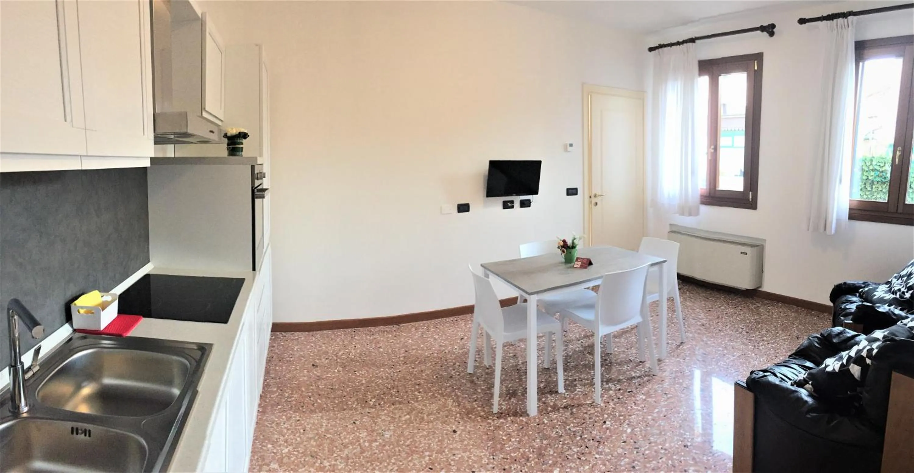 TV and multimedia in Hotel Riviera dei Dogi