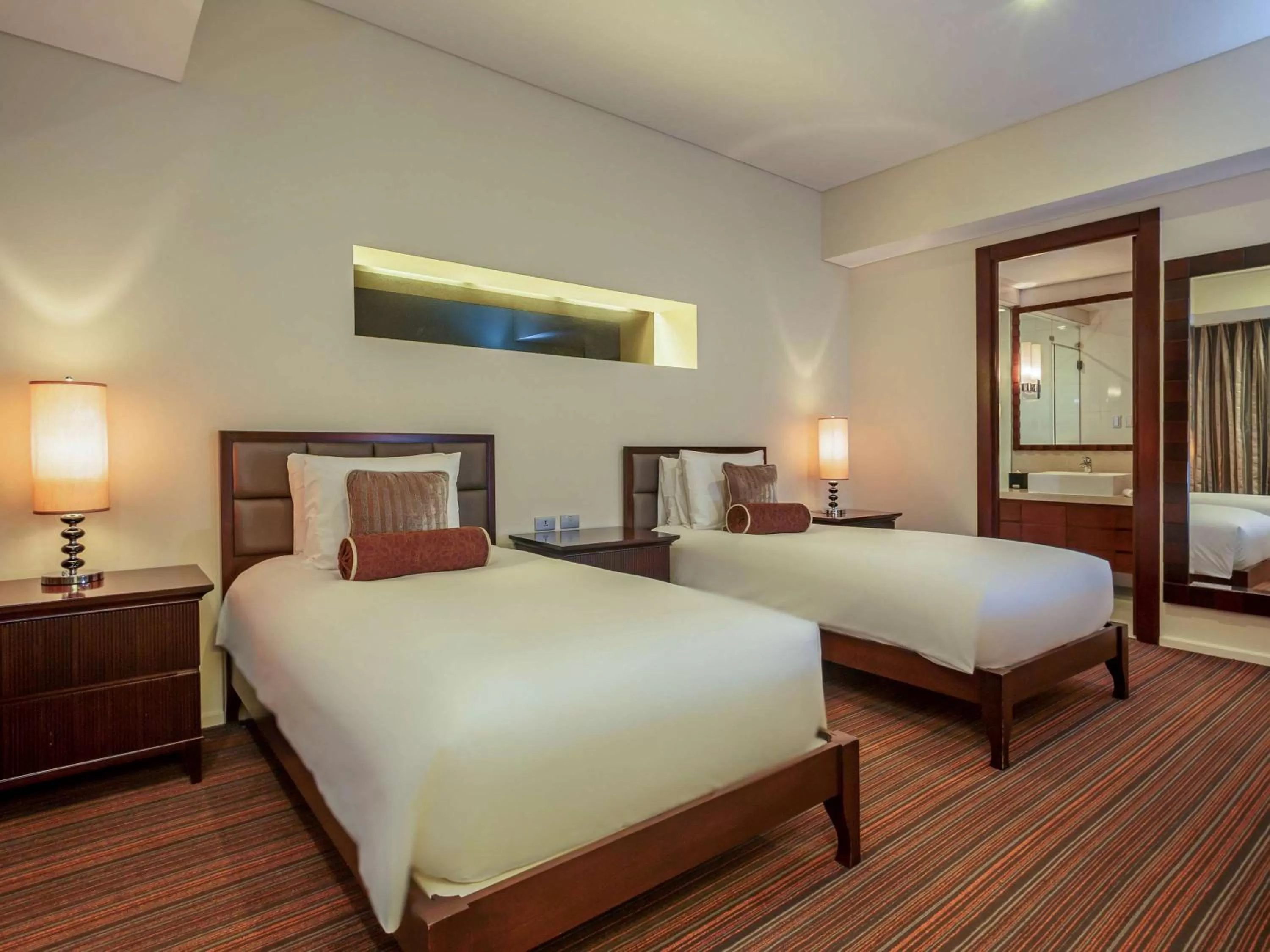 Bathroom, Bed in Joy Nostalg Hotel and Suites Manila Managed by The Ascott Limited