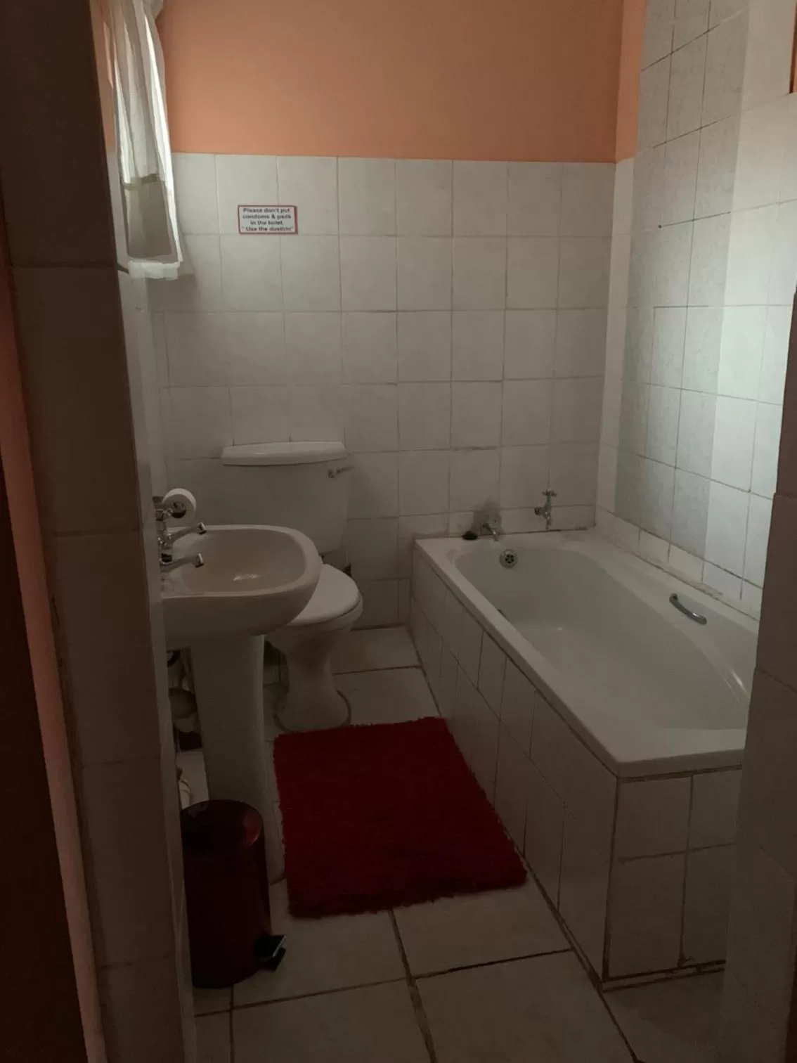 Bathroom in Sikhula Sonke Guest House