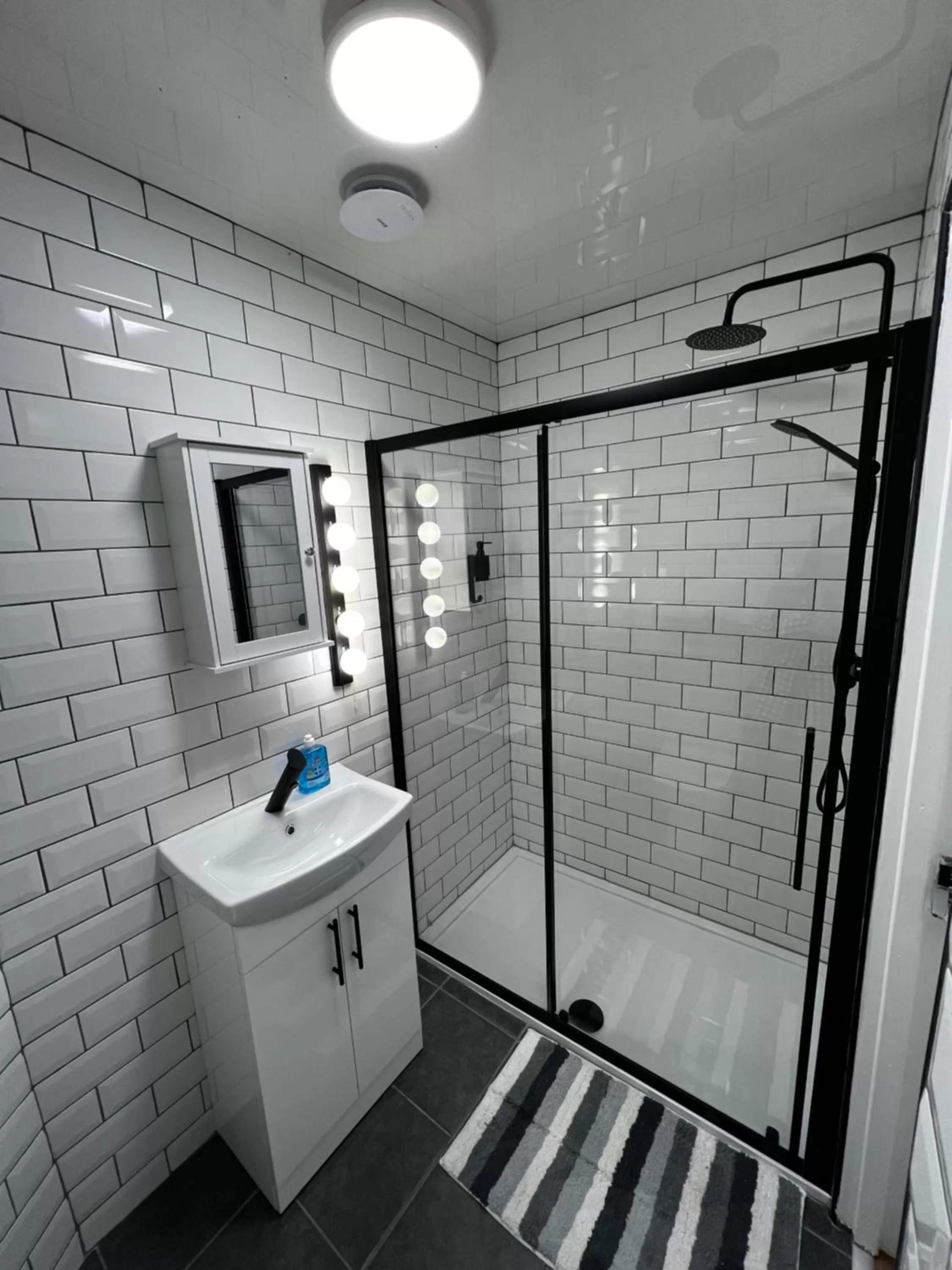 Amani Apartments - Glasgow City Centre