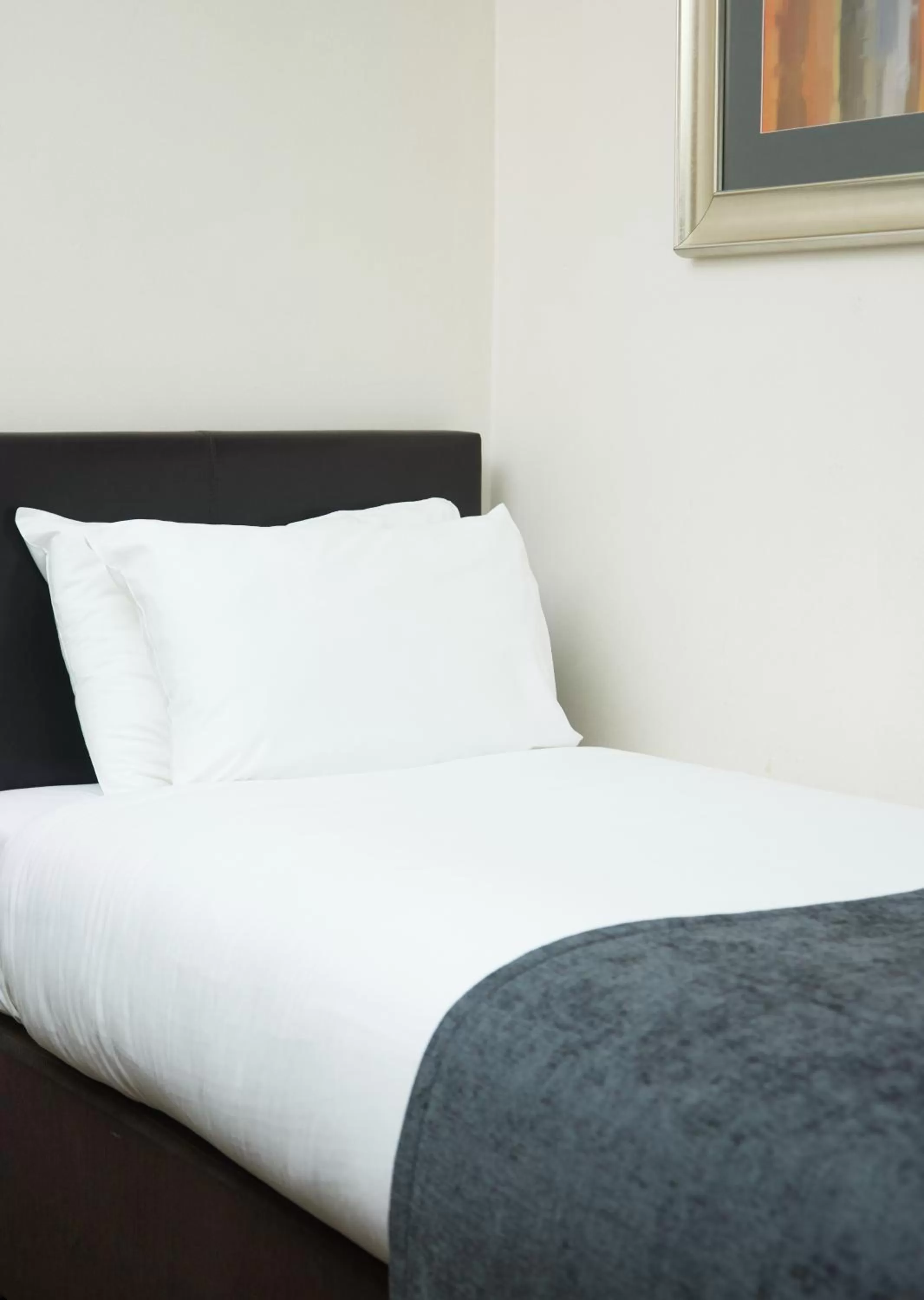 Bedroom, Bed in The Broughton Hotel by Greene King Inns