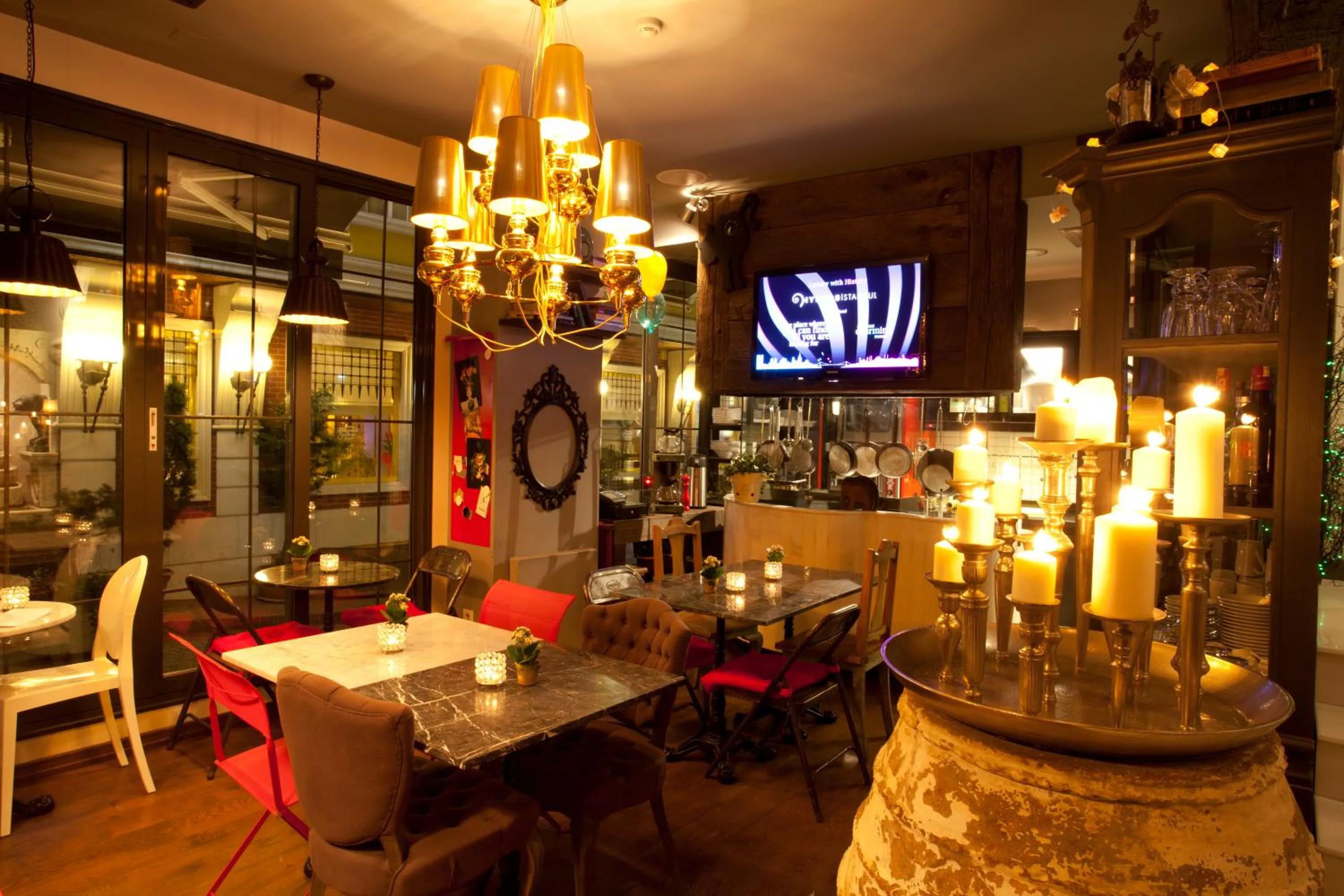 Restaurant/places to eat in Hypnos Design Hotel