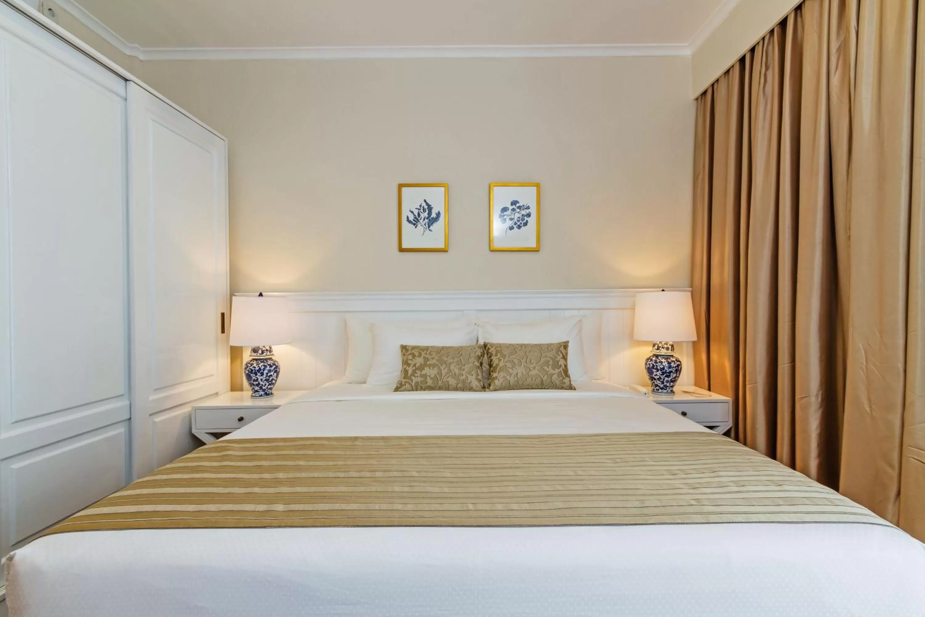 Bedroom, Bed in Akaya Bali