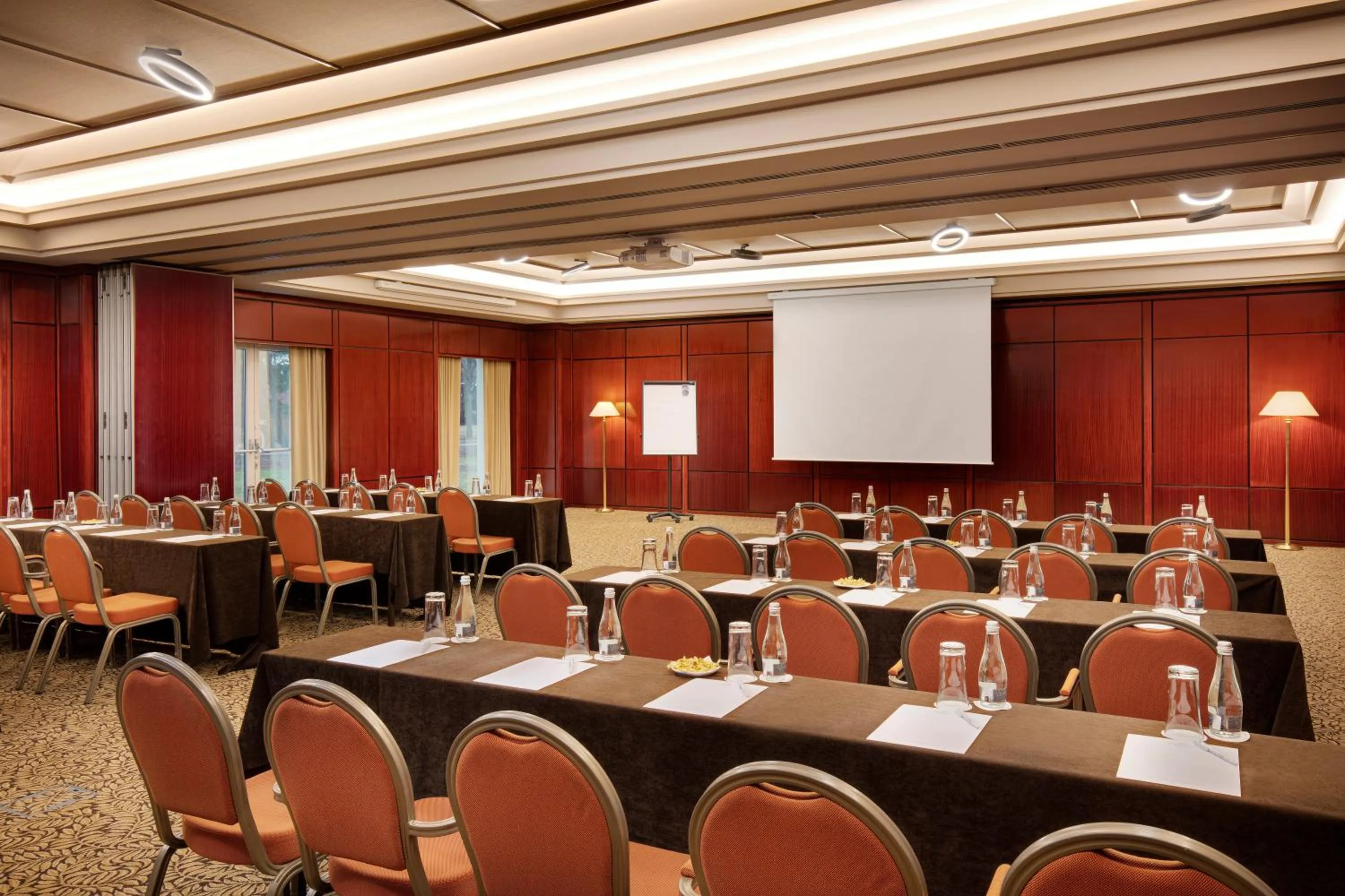 Business facilities in Crowne Plaza Bucharest by IHG