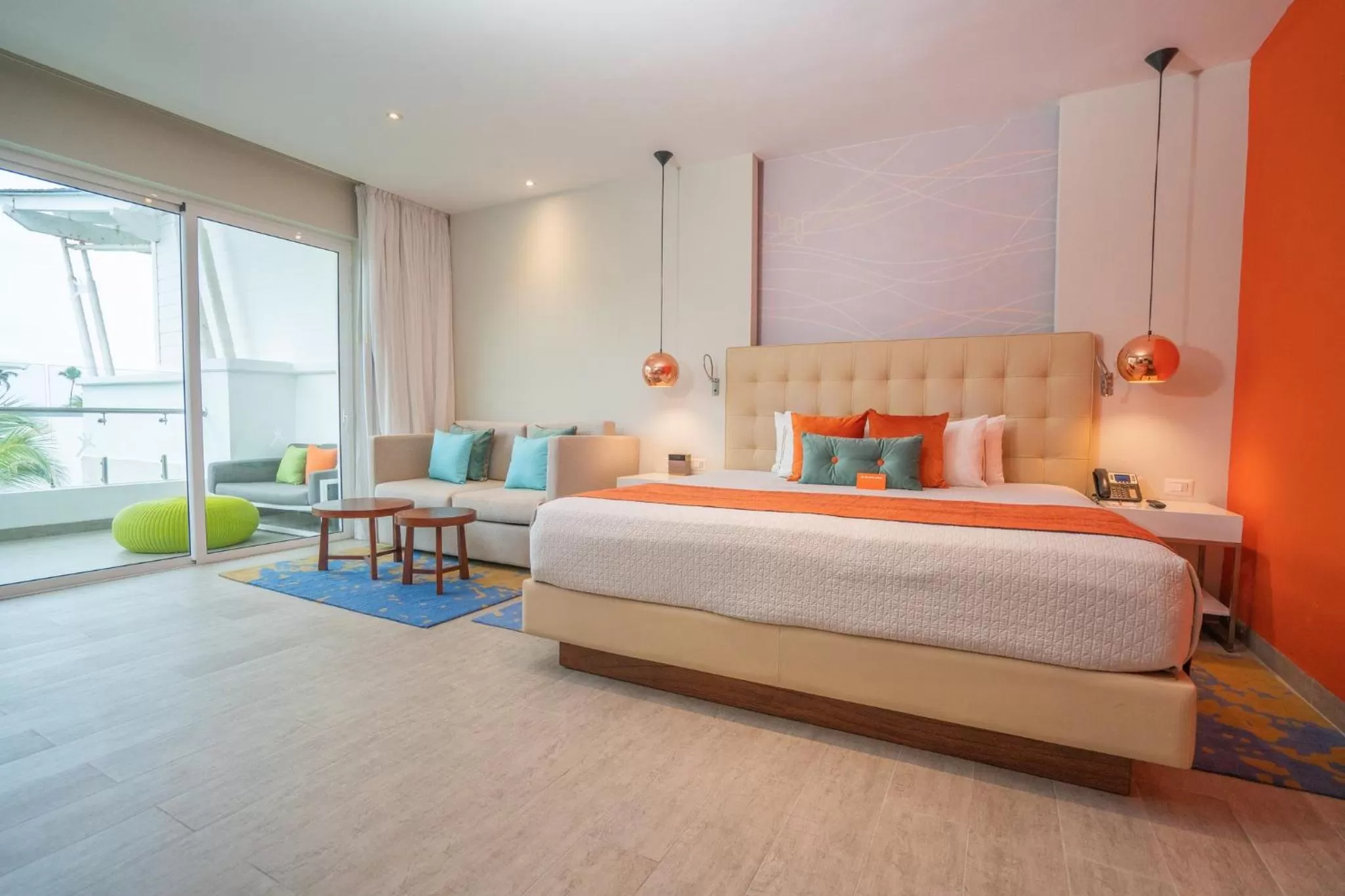 Shower, Bed in Nickelodeon Hotels & Resorts Punta Cana - Gourmet All Inclusive by Karisma