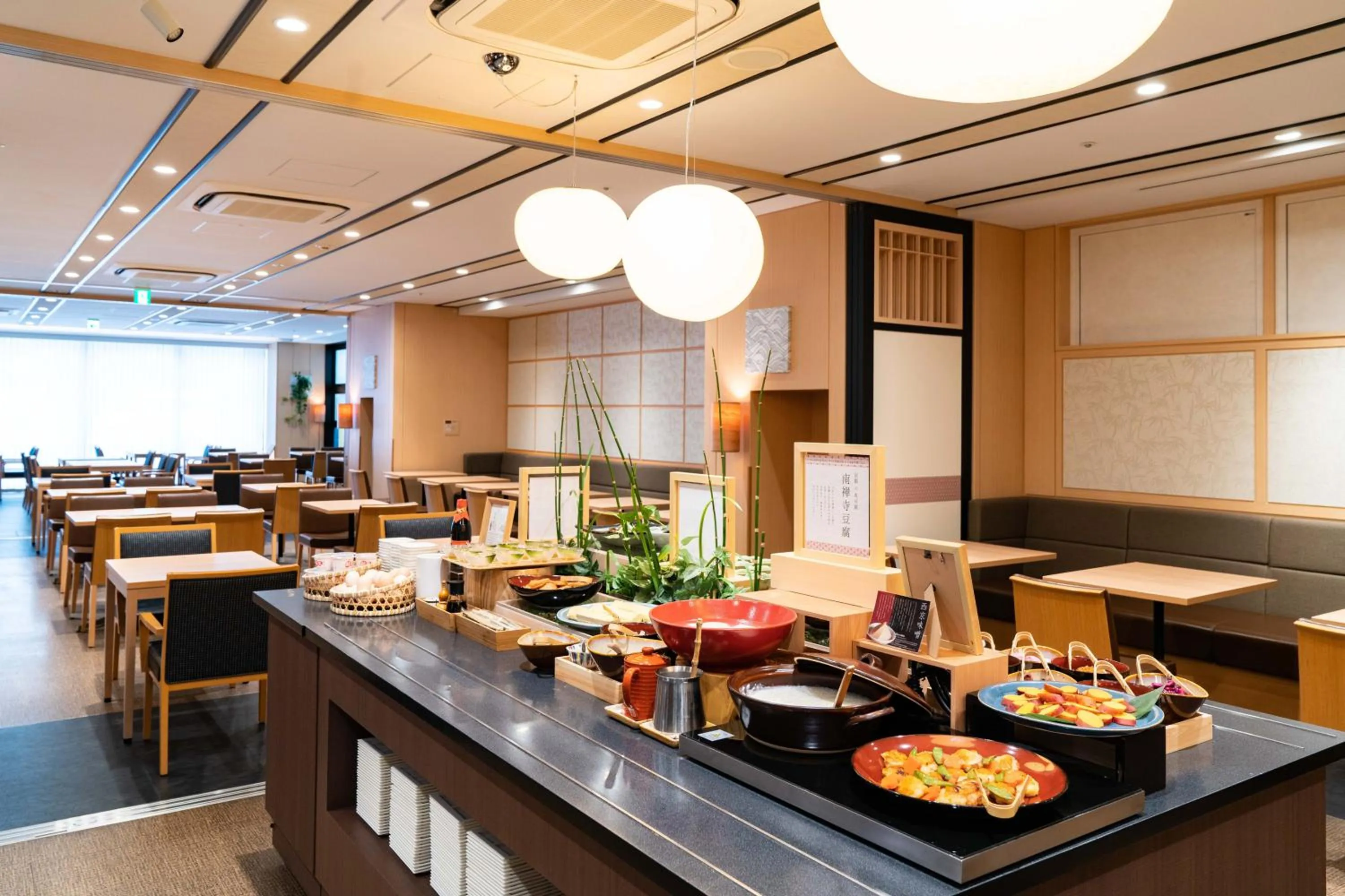 Restaurant/places to eat in Vessel Hotel Campana Kyoto Gojo