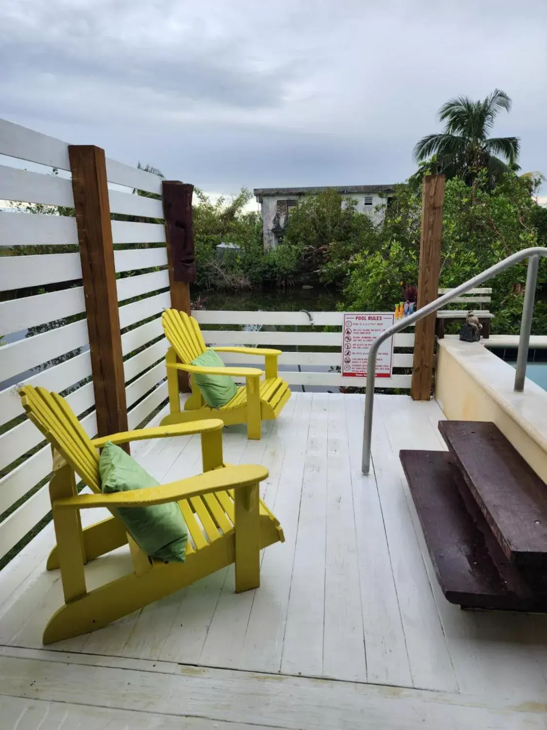 Deluxe Queen Room in The BNB on Triggerfish Close to the airport Deluxe Queen Room in The BNB on Triggerfish Close to the airport