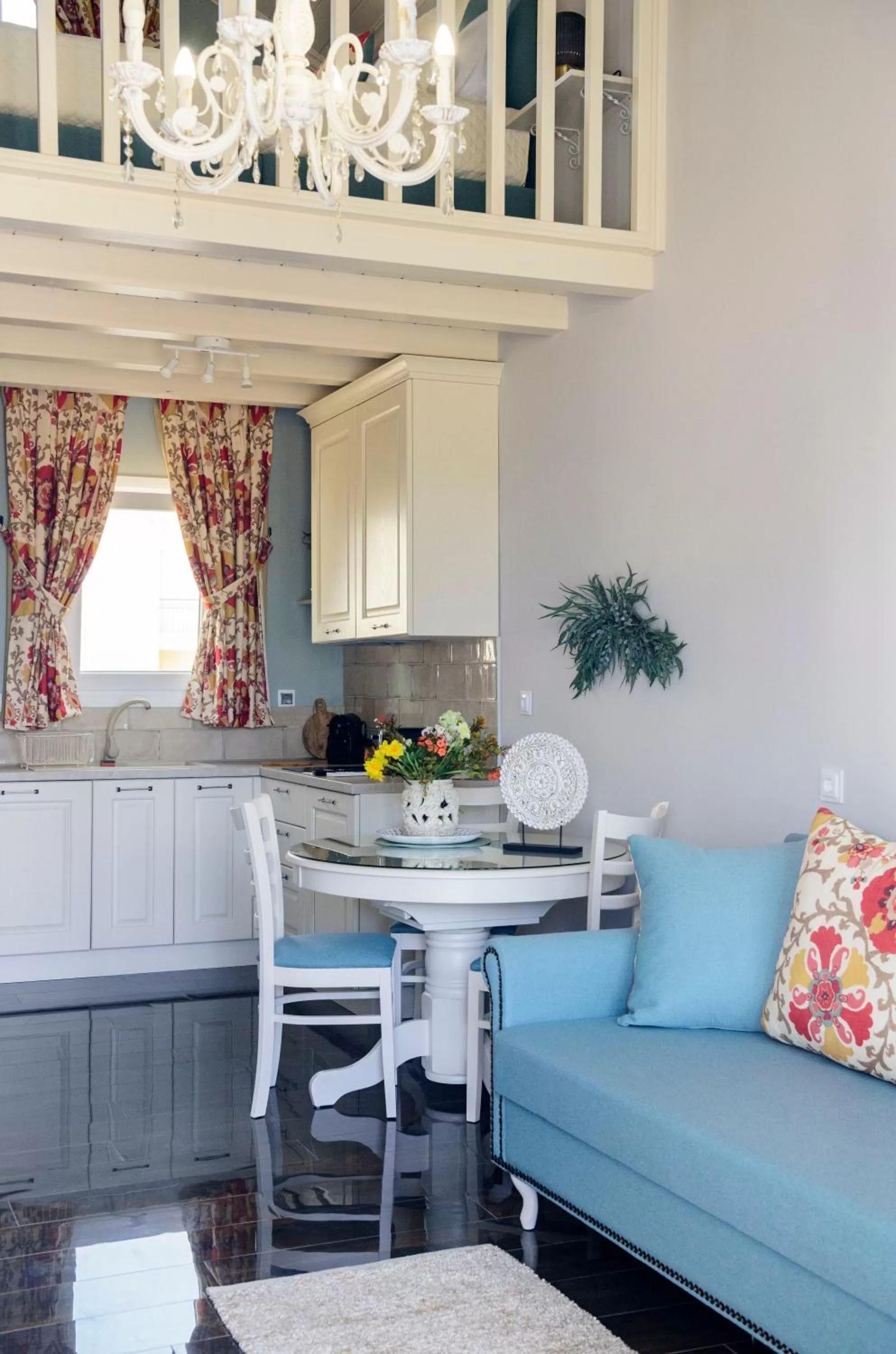 Dining area in Nafsika Suites