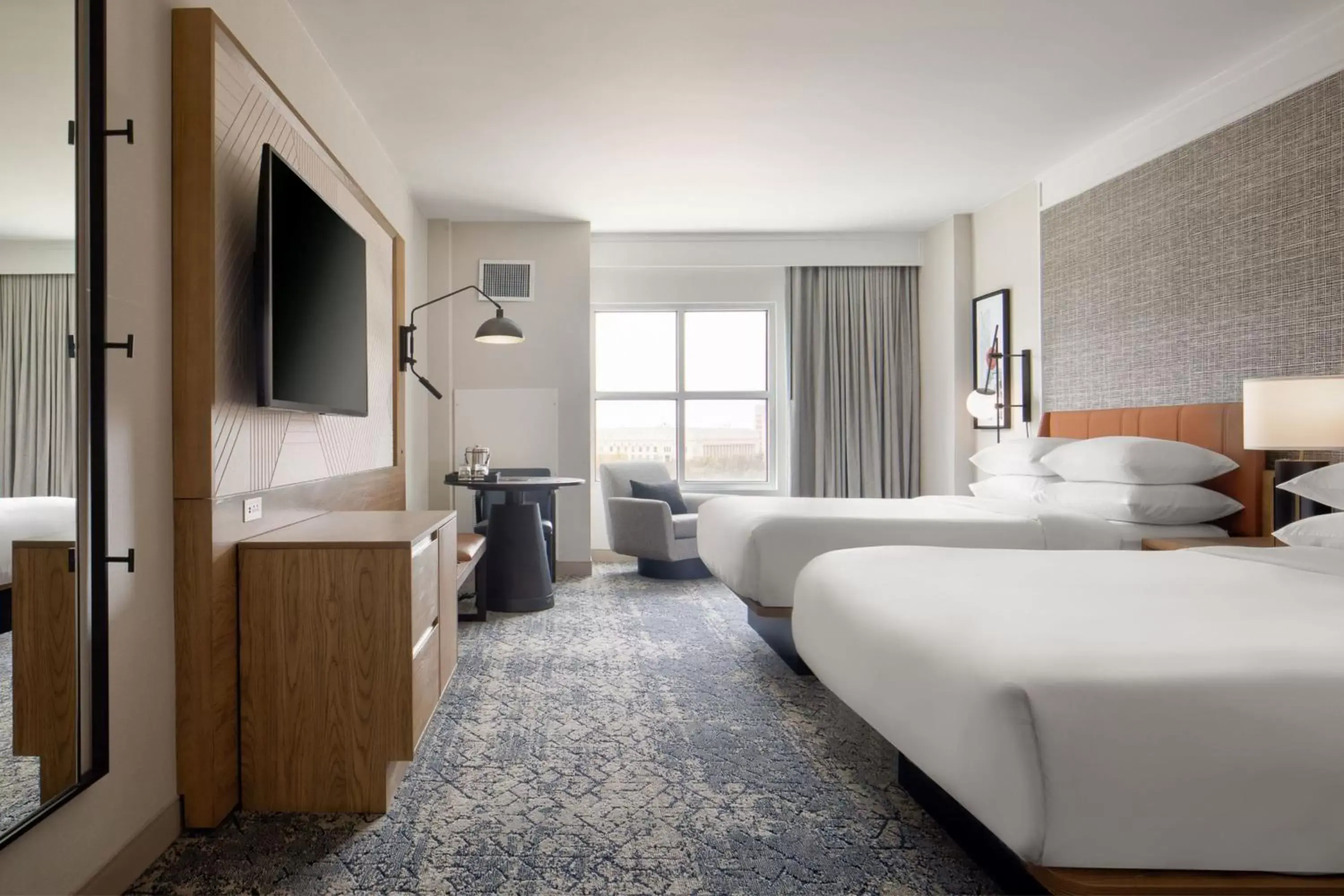 Queen Room with Two Queen Beds in Sheraton Fort Worth Downtown Hotel Queen Room with Two Queen Beds in Sheraton Fort Worth Downtown Hotel