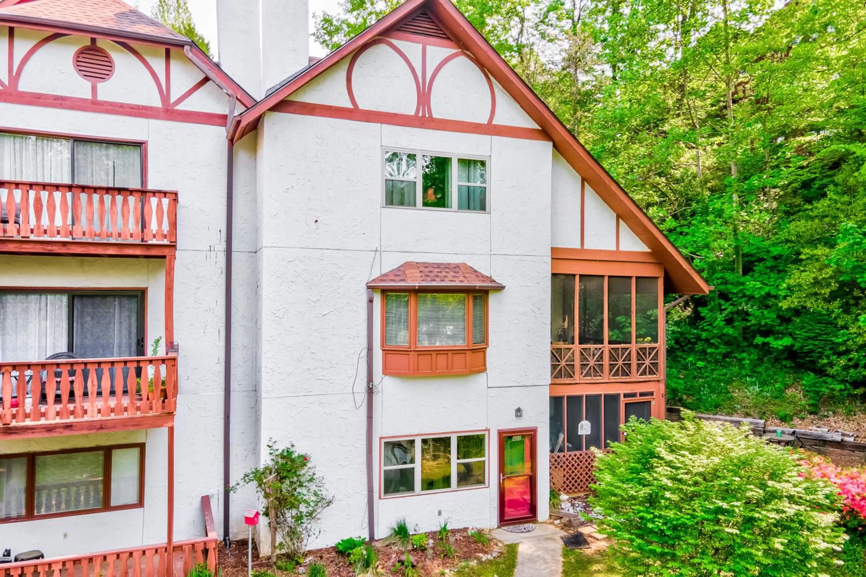 Property Building in Cool River Condo II