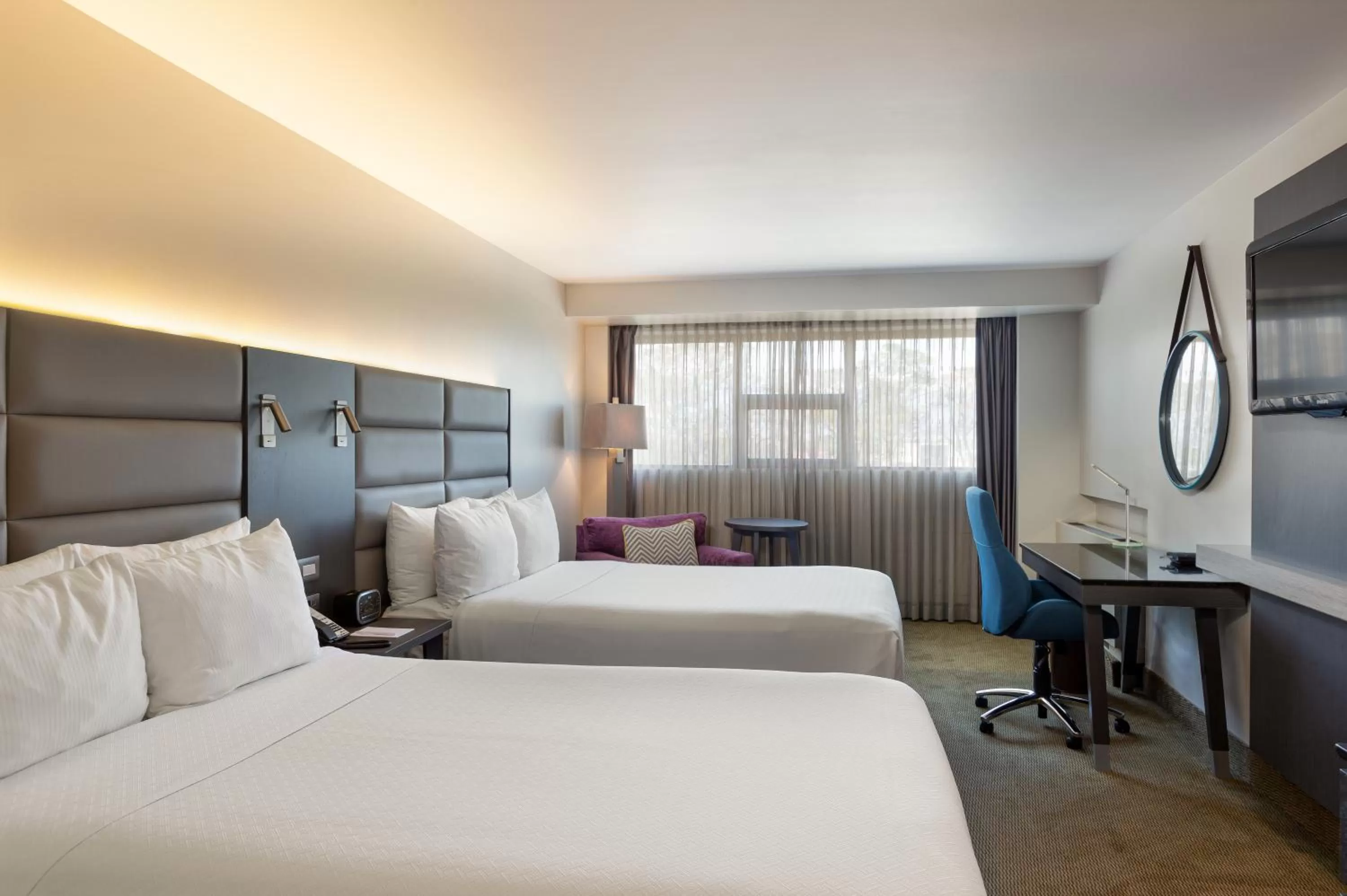 Bedroom, Bed in Crowne Plaza San Jose La Sabana by IHG