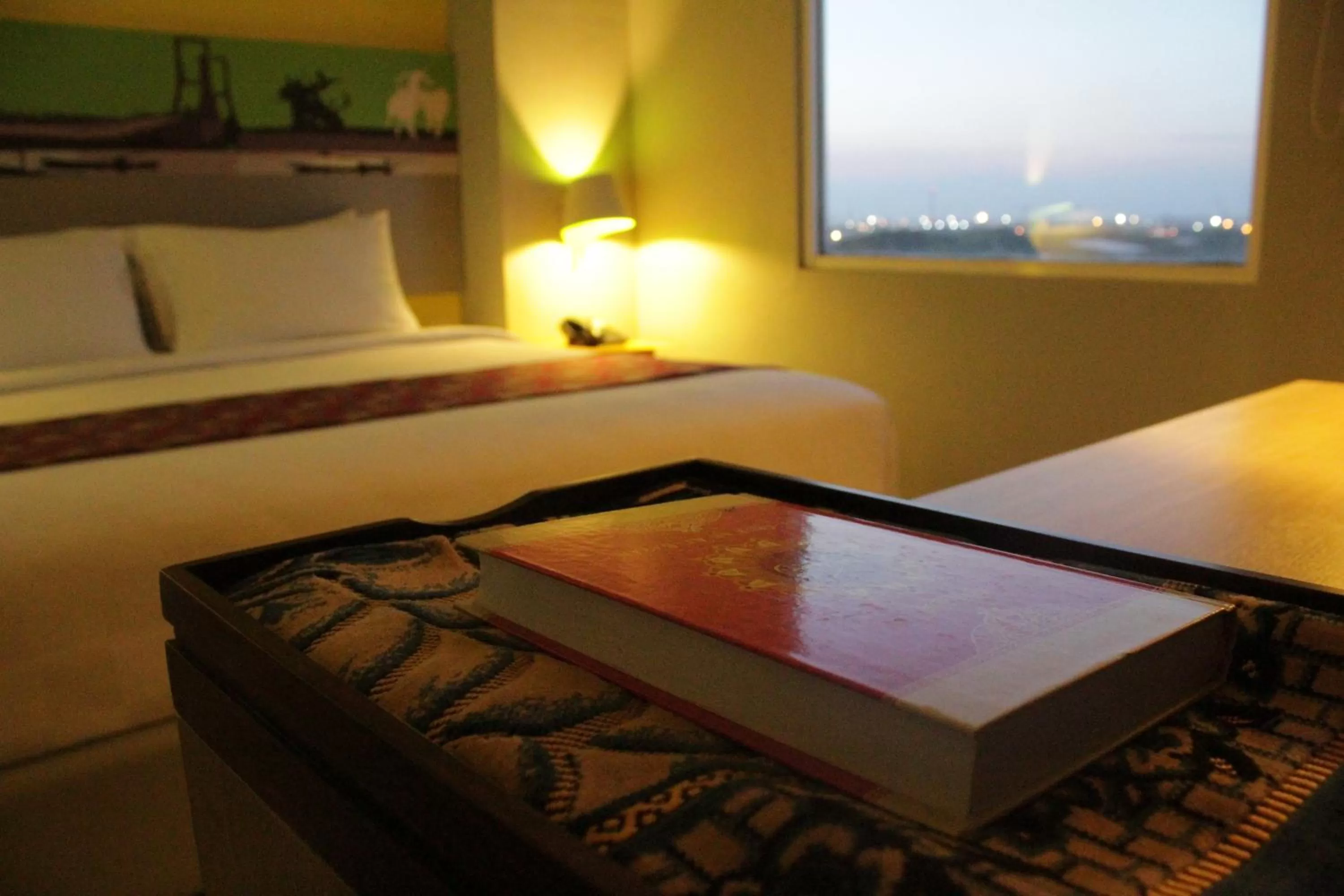 Photo of the whole room, Bed in KHAS Surabaya Hotel