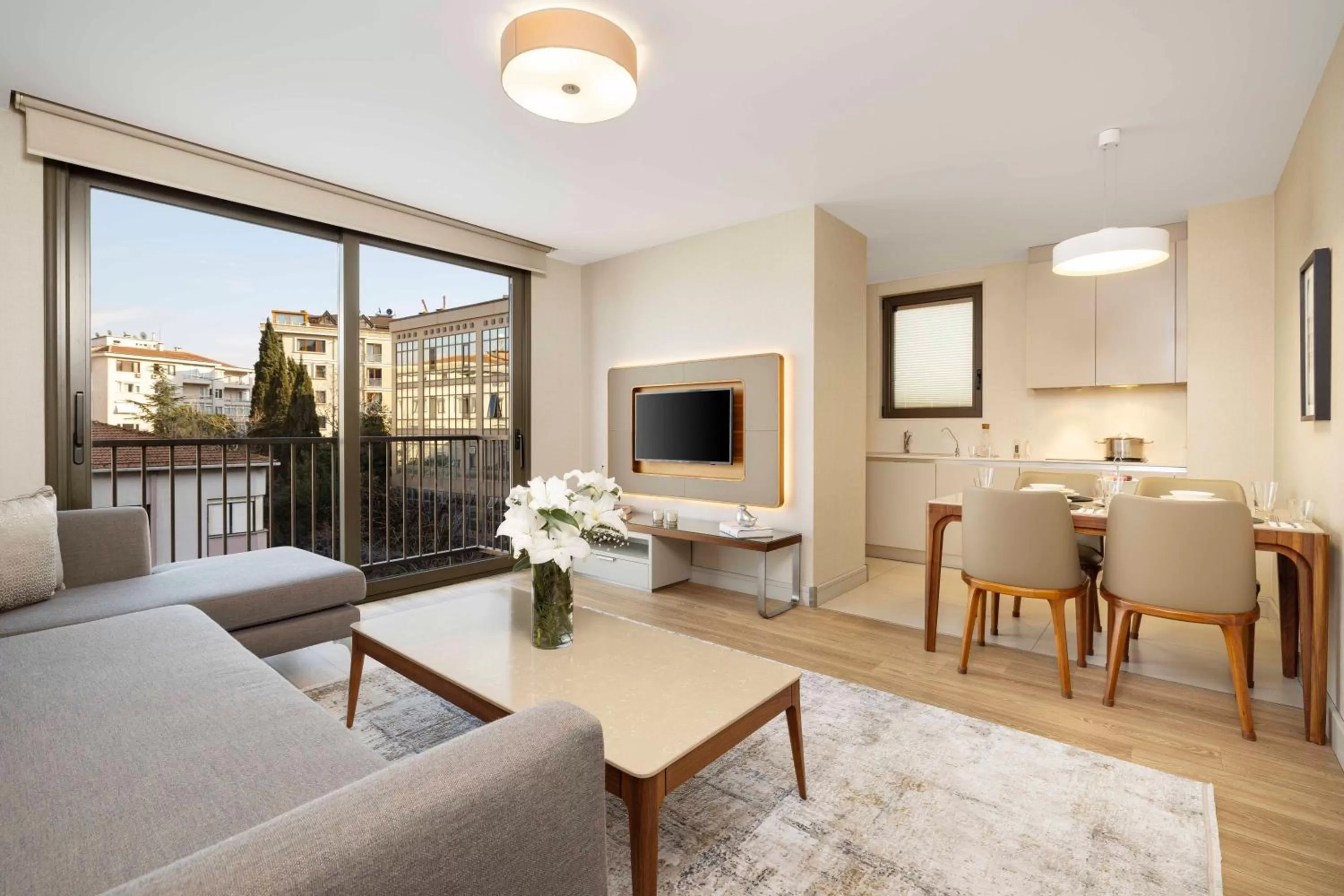 Communal lounge/ TV room in Tzl Suites Hotel Nişantaşı