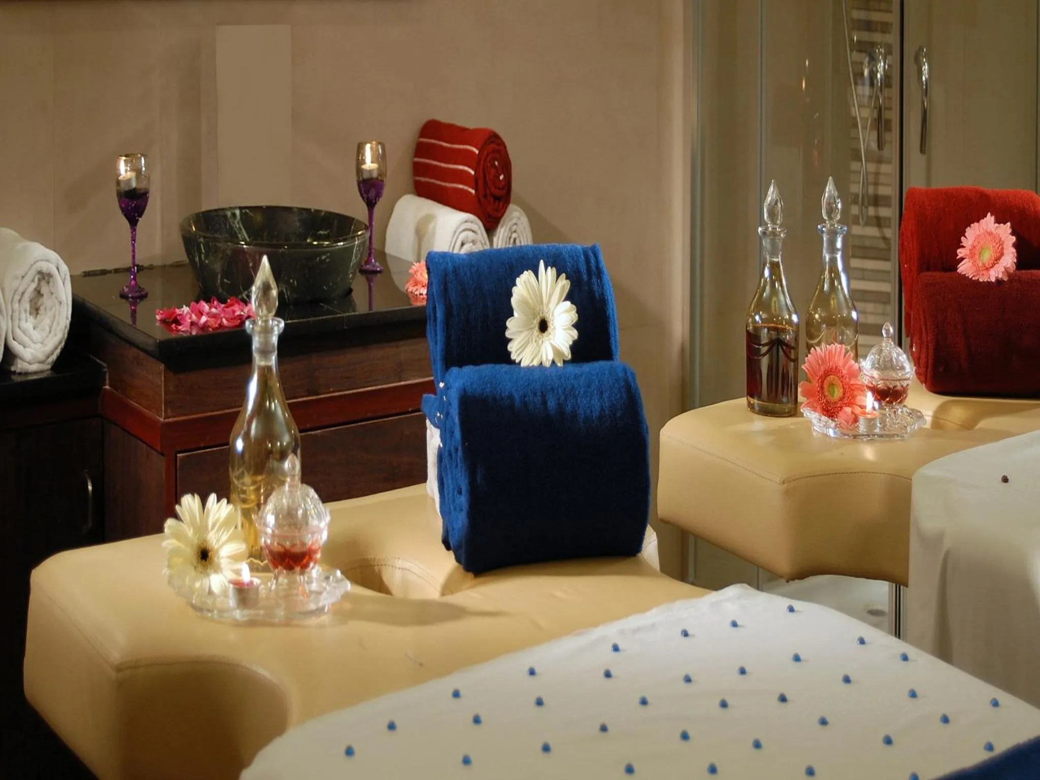 Massage, Bed in Park Plaza Jodhpur