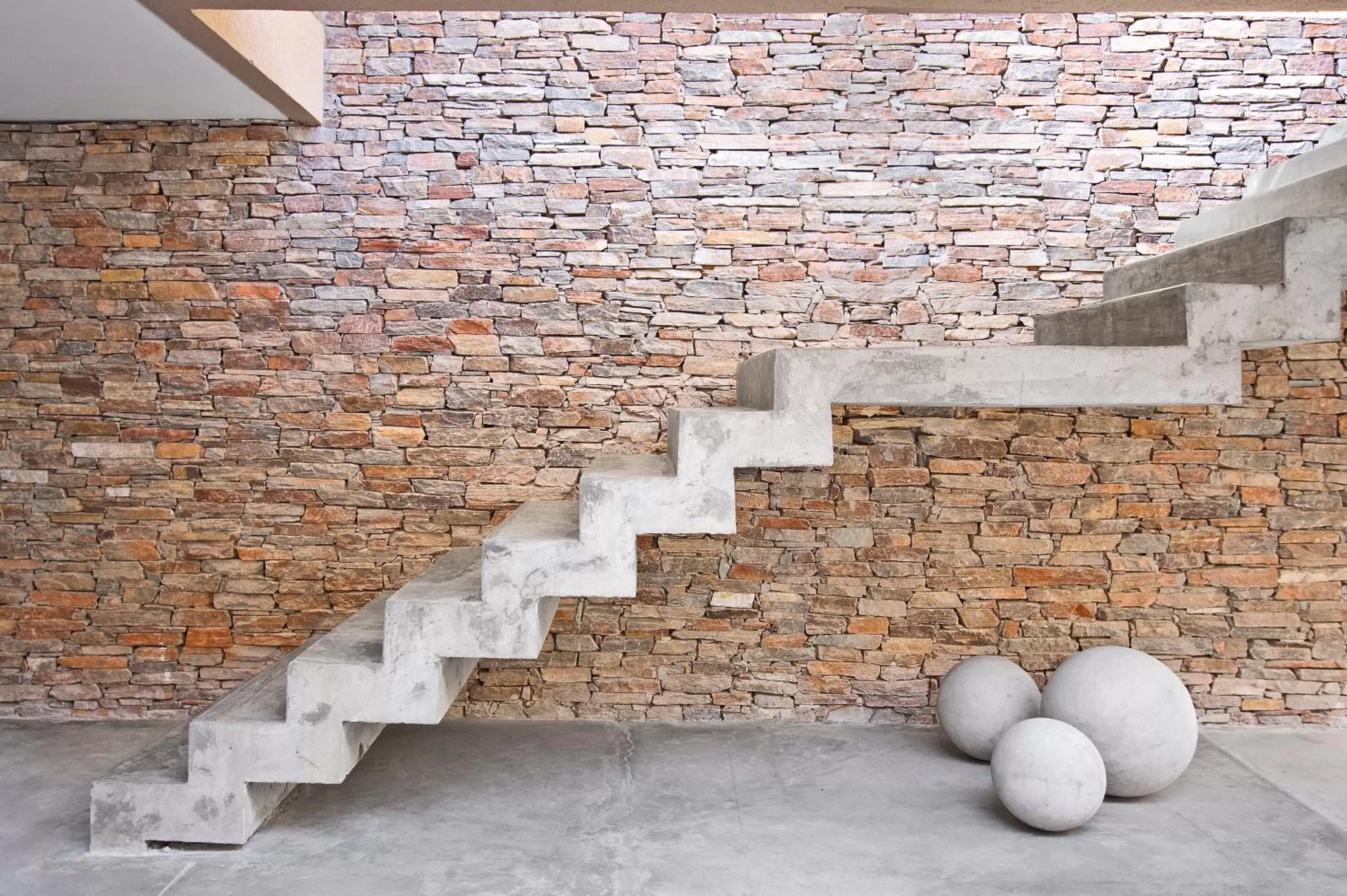 Decorative detail in San Isidro Plaza Hotel