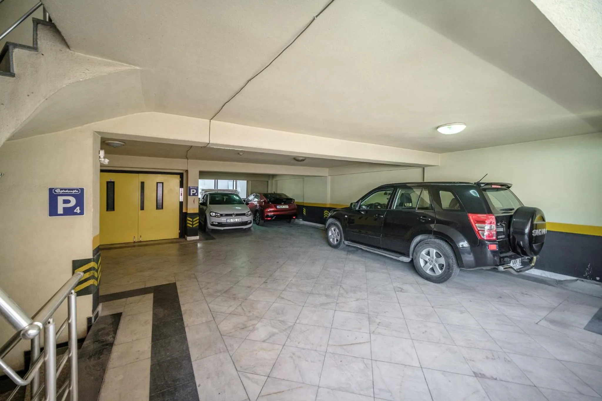 Parking in Oğlakcıoğlu Park Otel