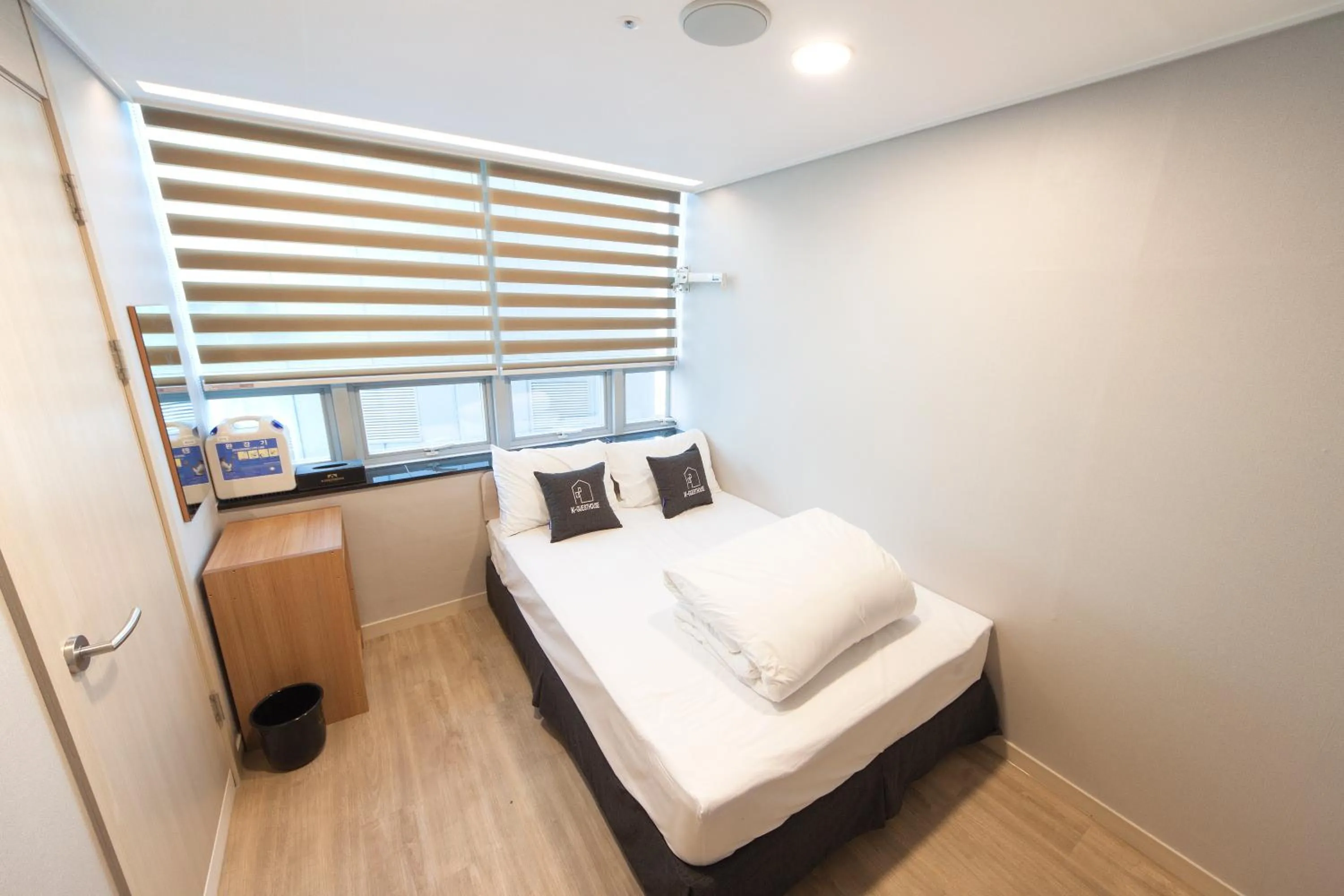 Bedroom, Bed in K-Guesthouse Dongdaemun Premium