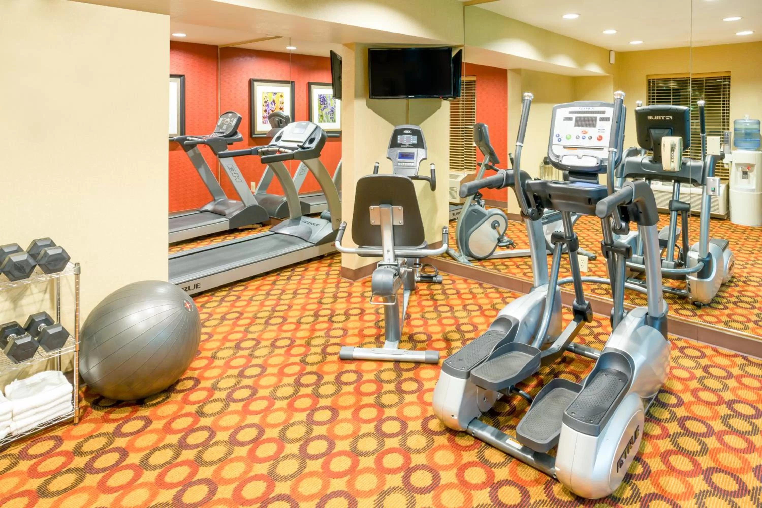 Spa and wellness centre/facilities in Holiday Inn Express Roseburg by IHG