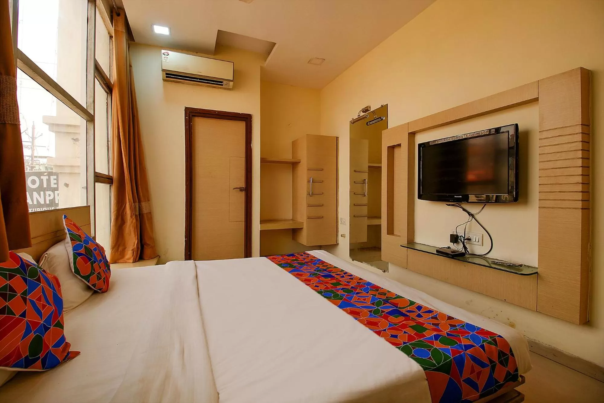 TV and multimedia, Bed in FabExpress Maanpreet