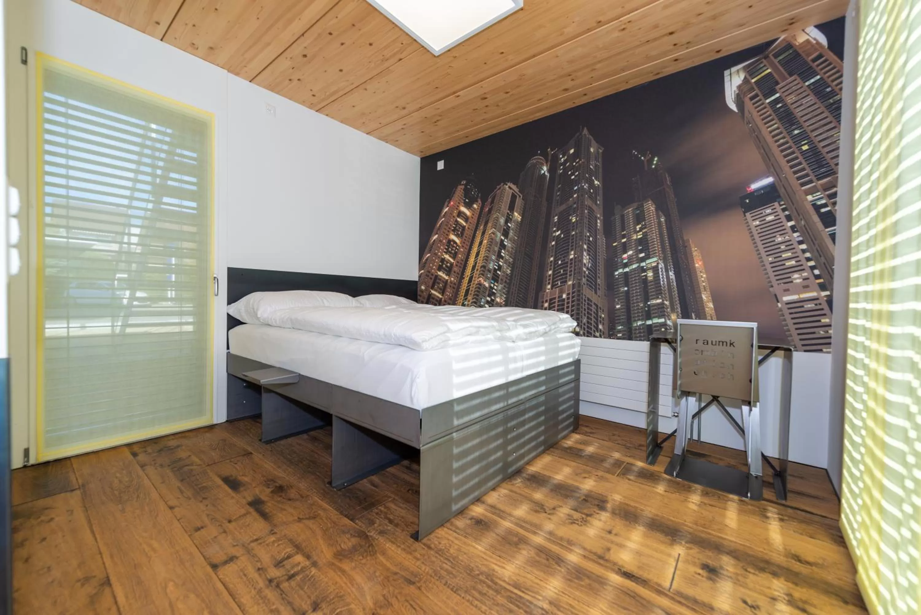 Bed in Boutique Hotel BS16 before Bern City Parking gratis