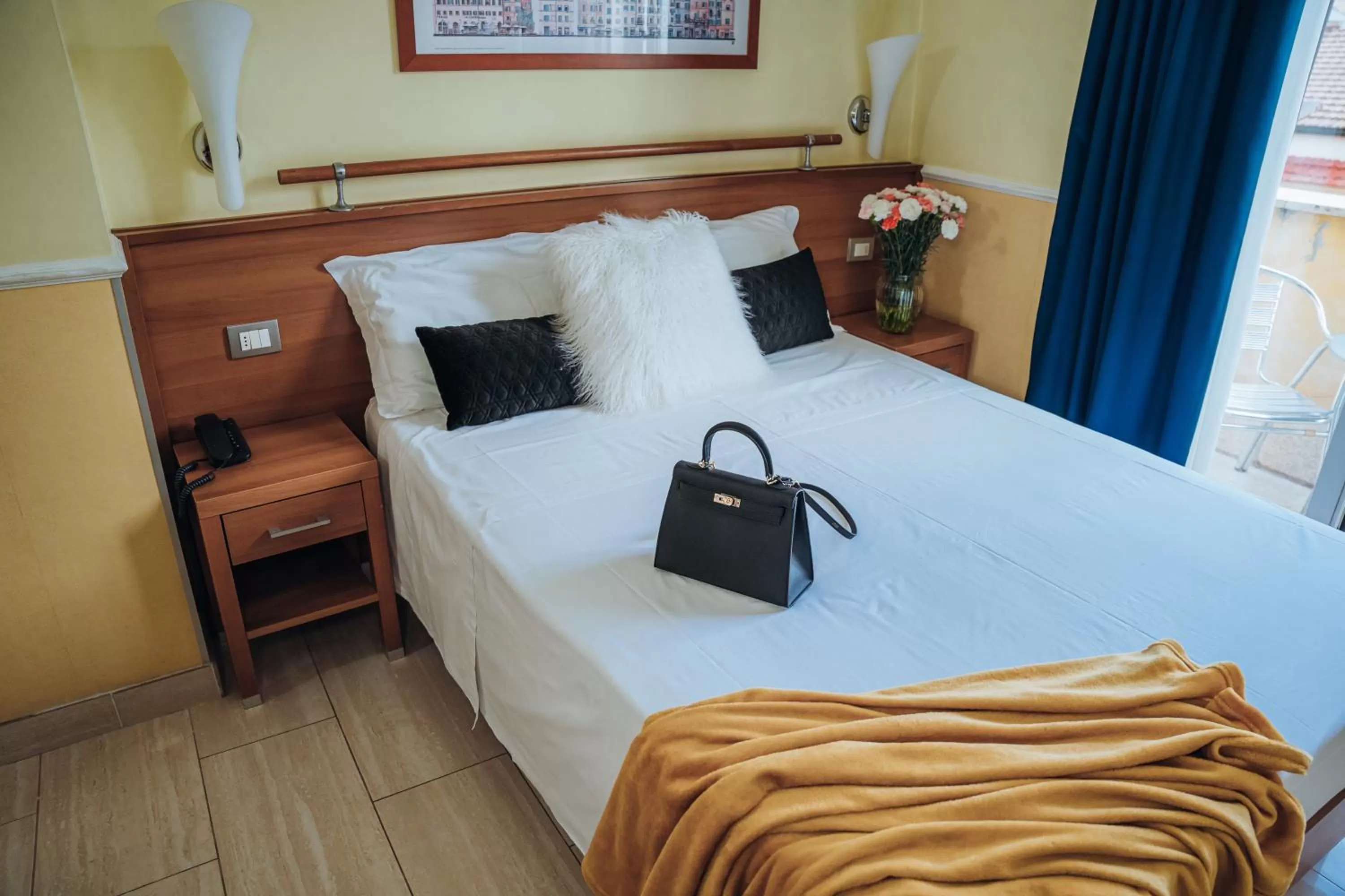 Decorative detail, Bed in Hotel Windrose