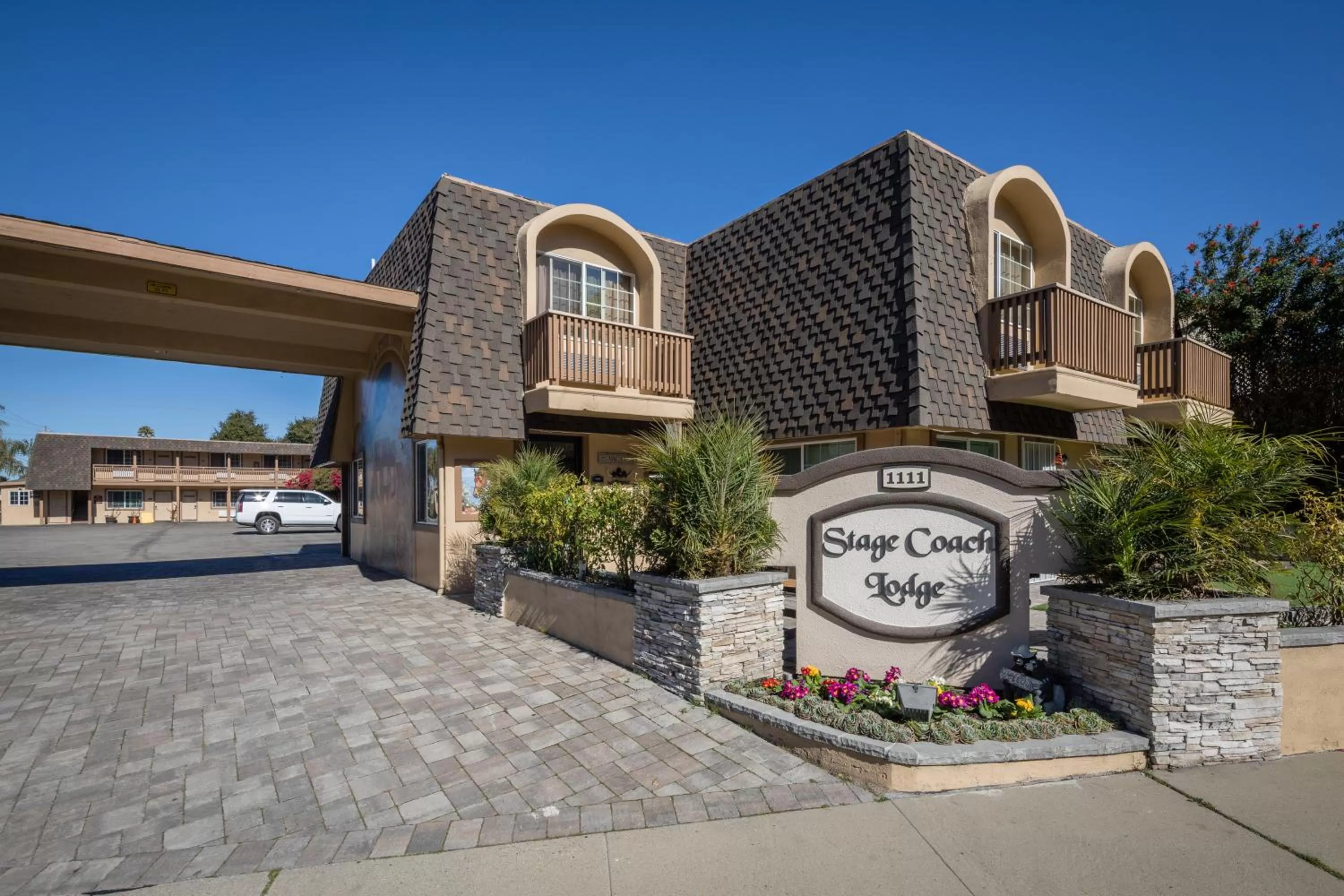 Facade/entrance in Stage Coach Lodge