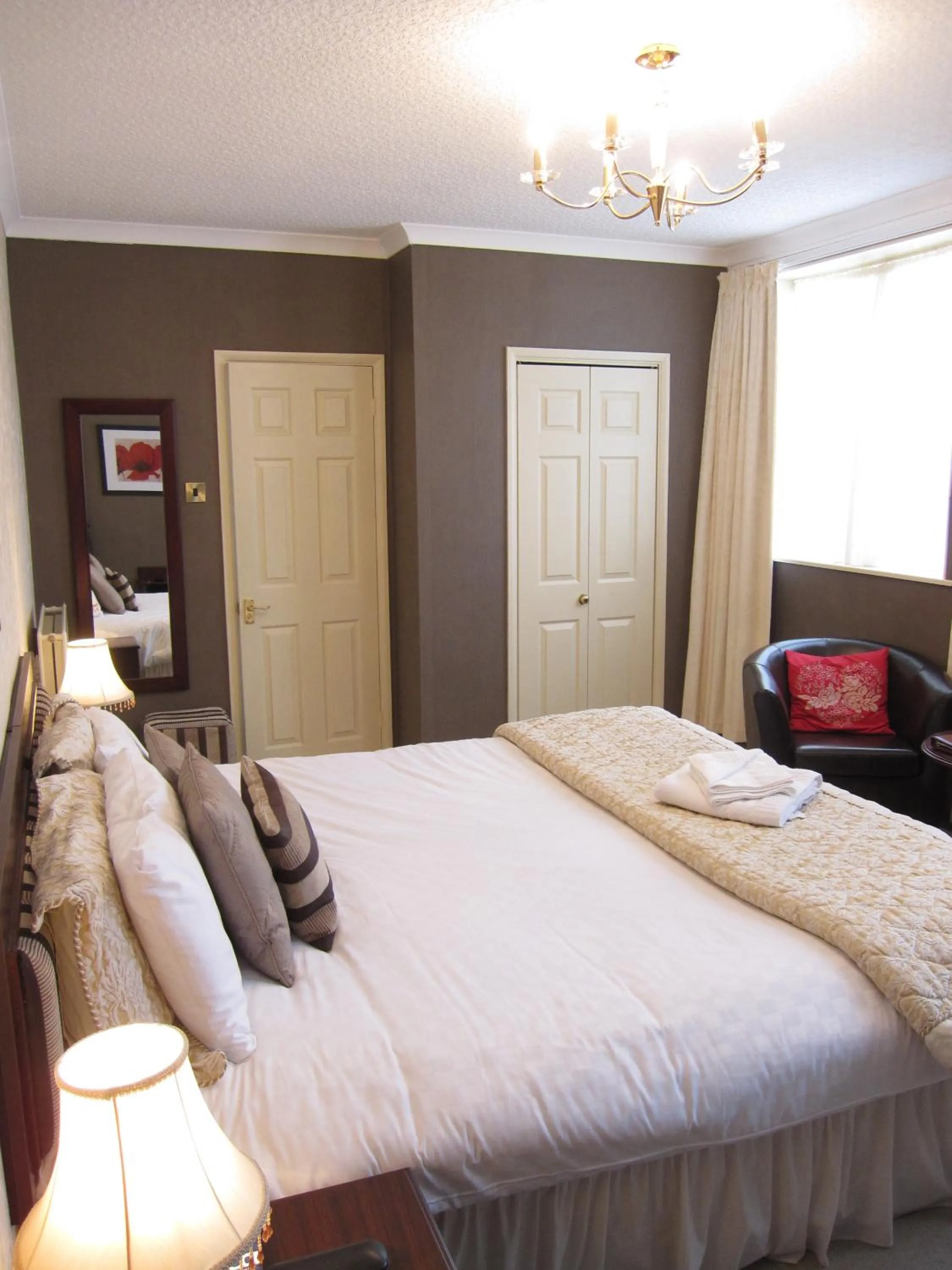 Bed in Weston Hall Hotel Sure Hotel Collection by Best Western