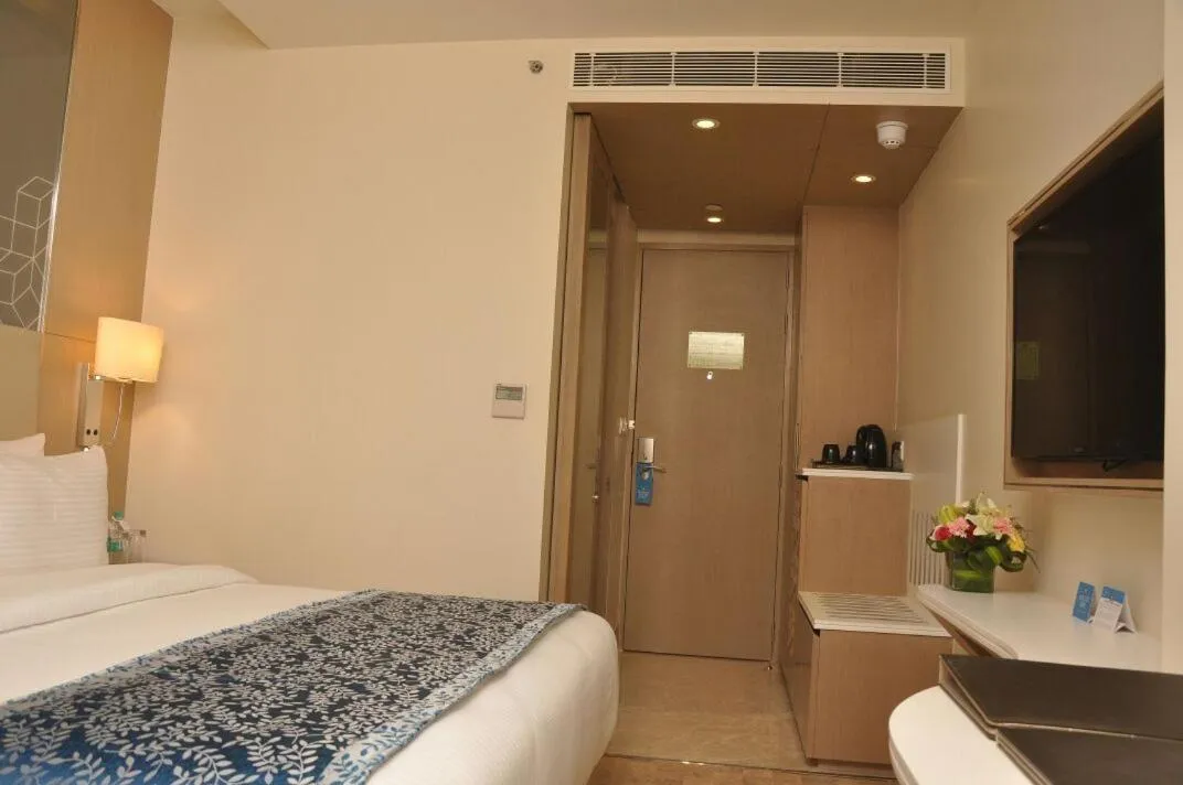 Photo of the whole room, Bed in Days Hotel Jaipur Tonk Road By Wyndham