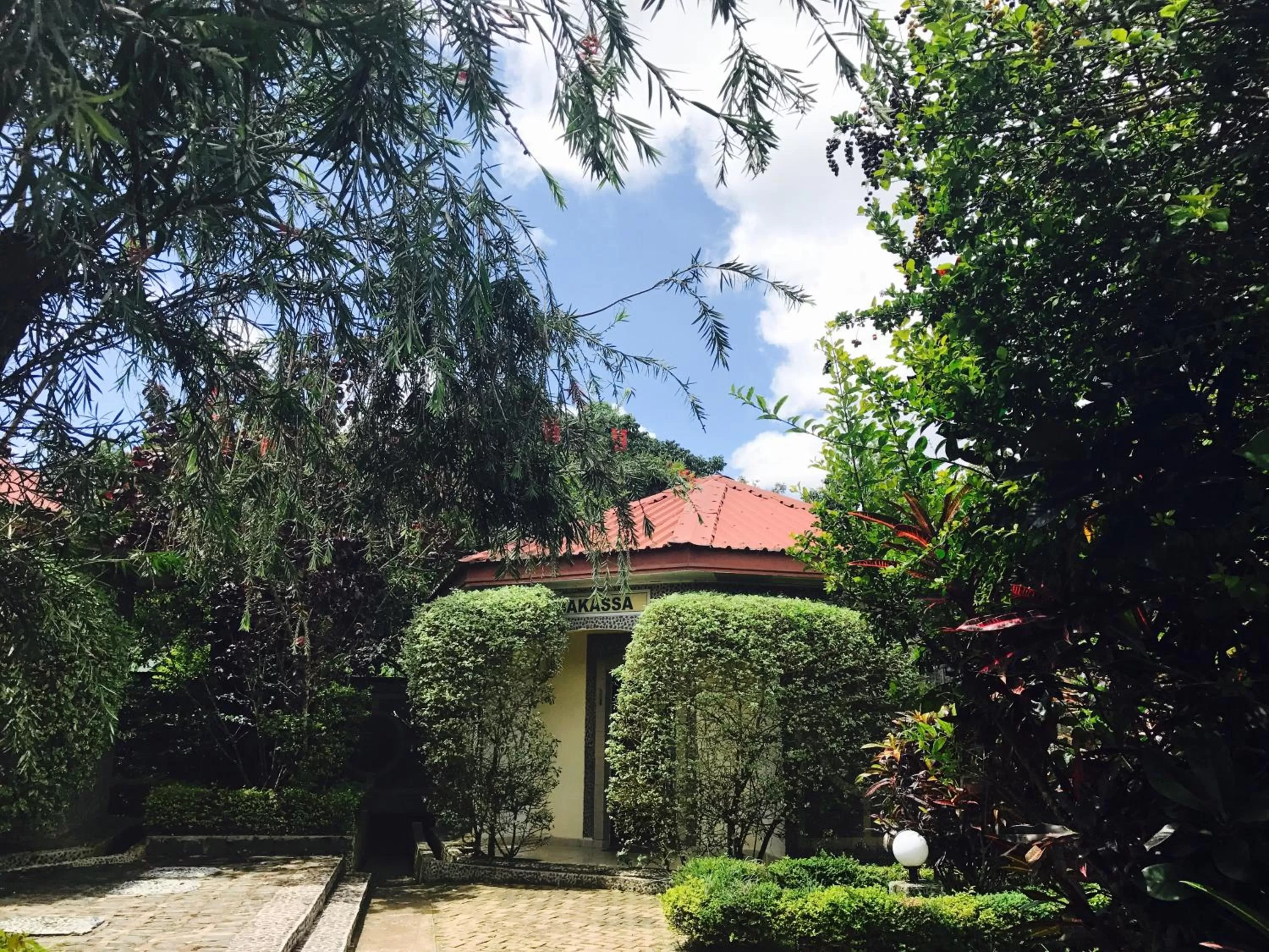 Property Building in La Vallée de Bana