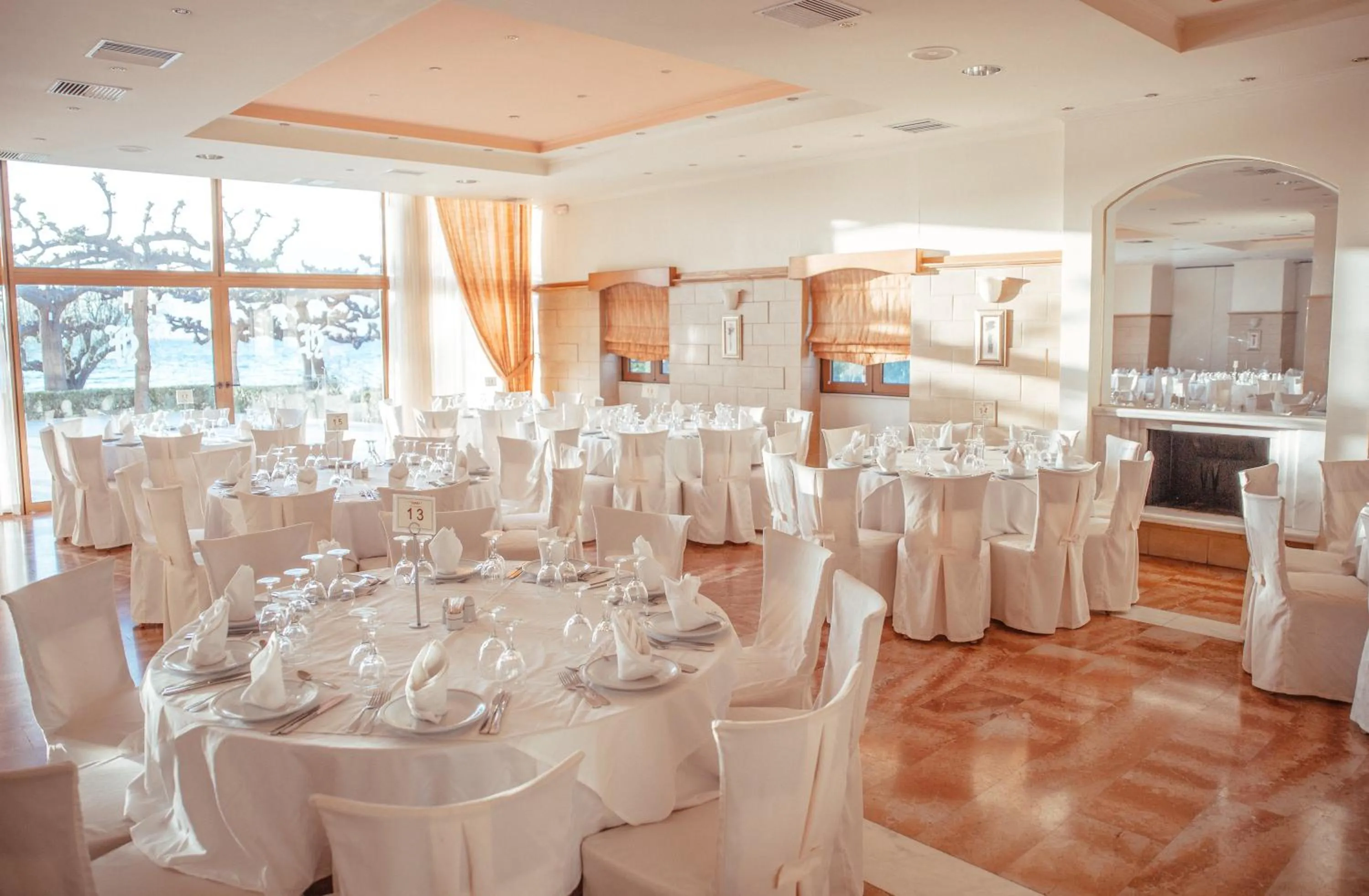 Restaurant/places to eat in Tzaki hotel & restaurant Patras