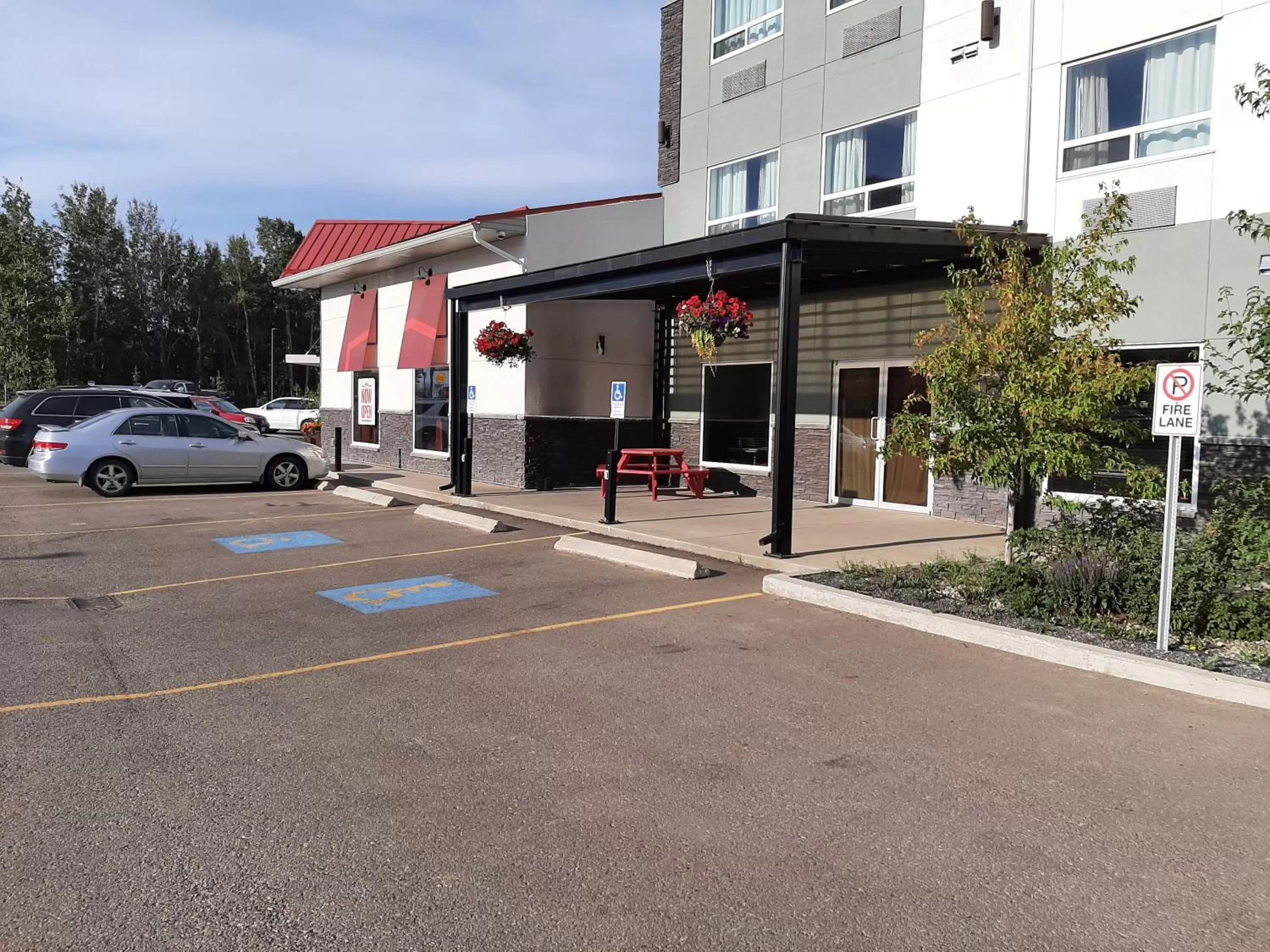 Property building in Best Western Plus Chateau Fort St. John