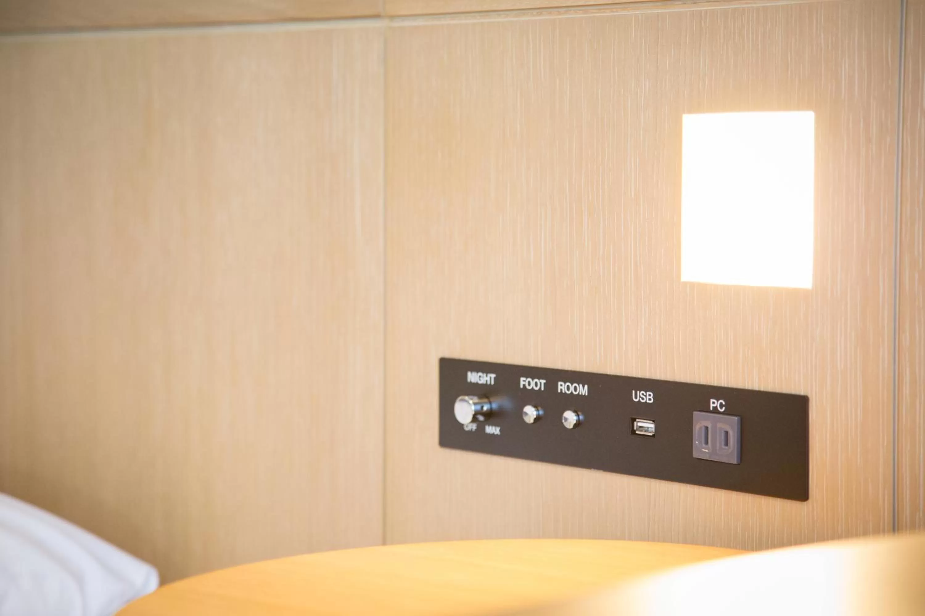 Single Room in Kansai Airport Washington Hotel