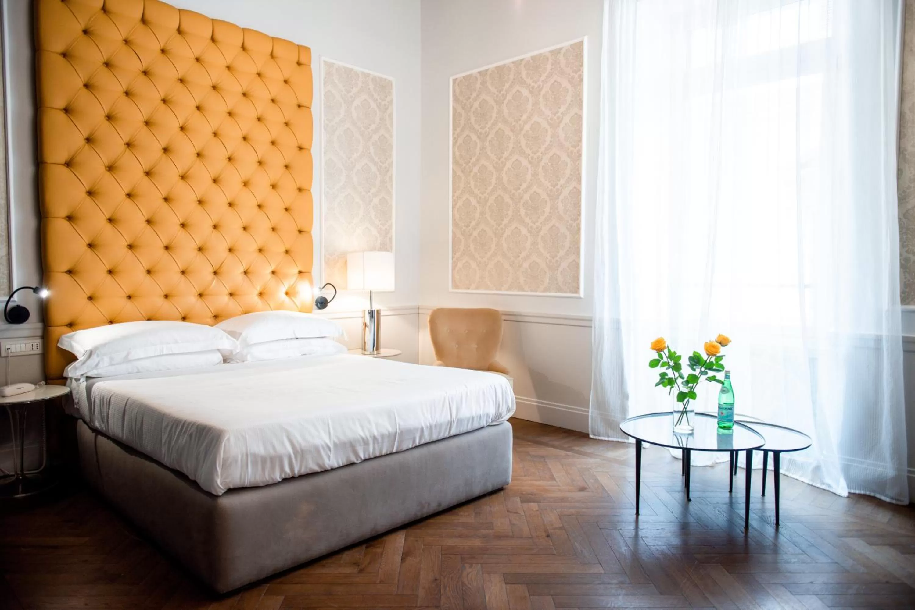 Photo of the whole room, Bed in Boutique Centrale Palace Hotel