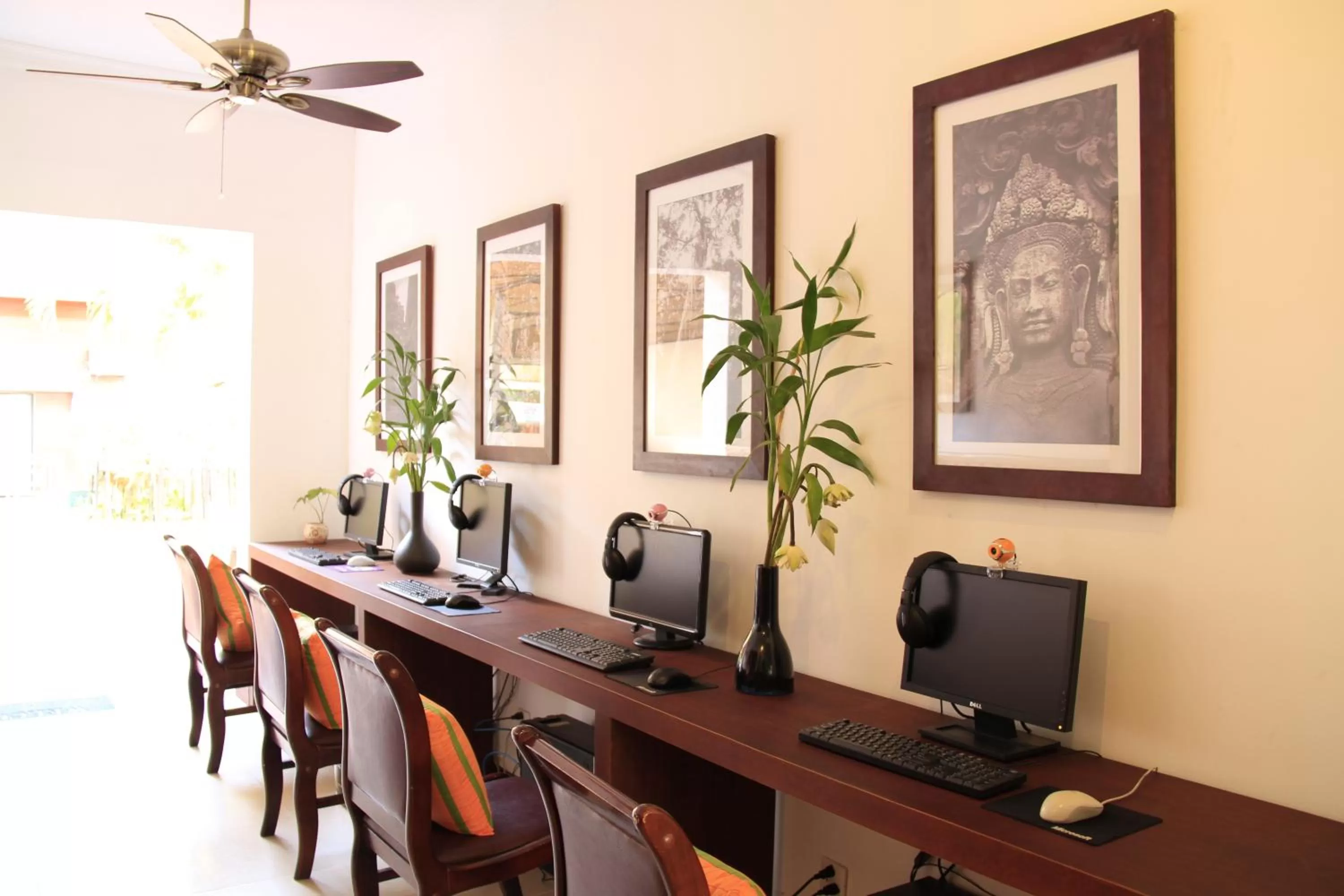 Business facilities in Mekong Angkor Palace Inn