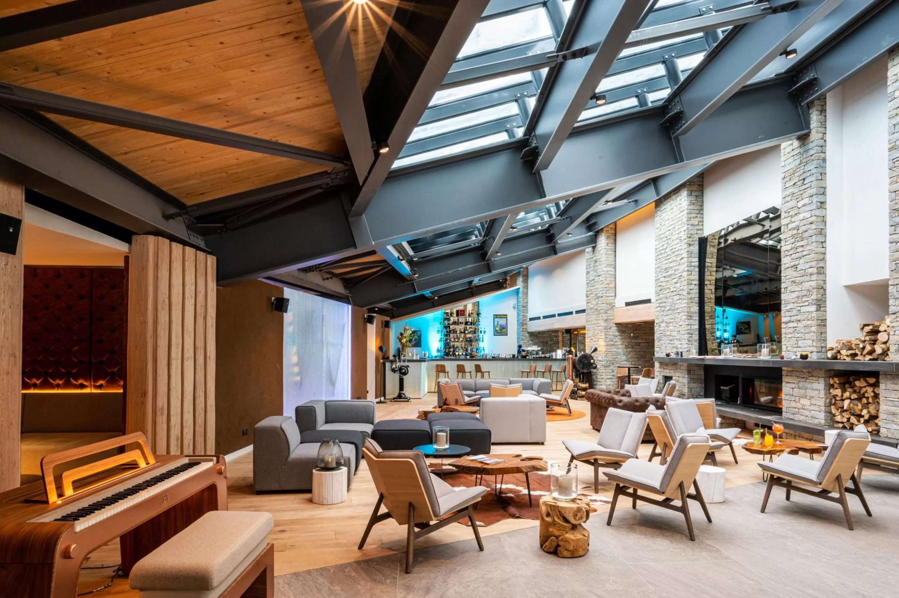 Lobby or reception in Hôtel VoulezVous by Les Etincelles