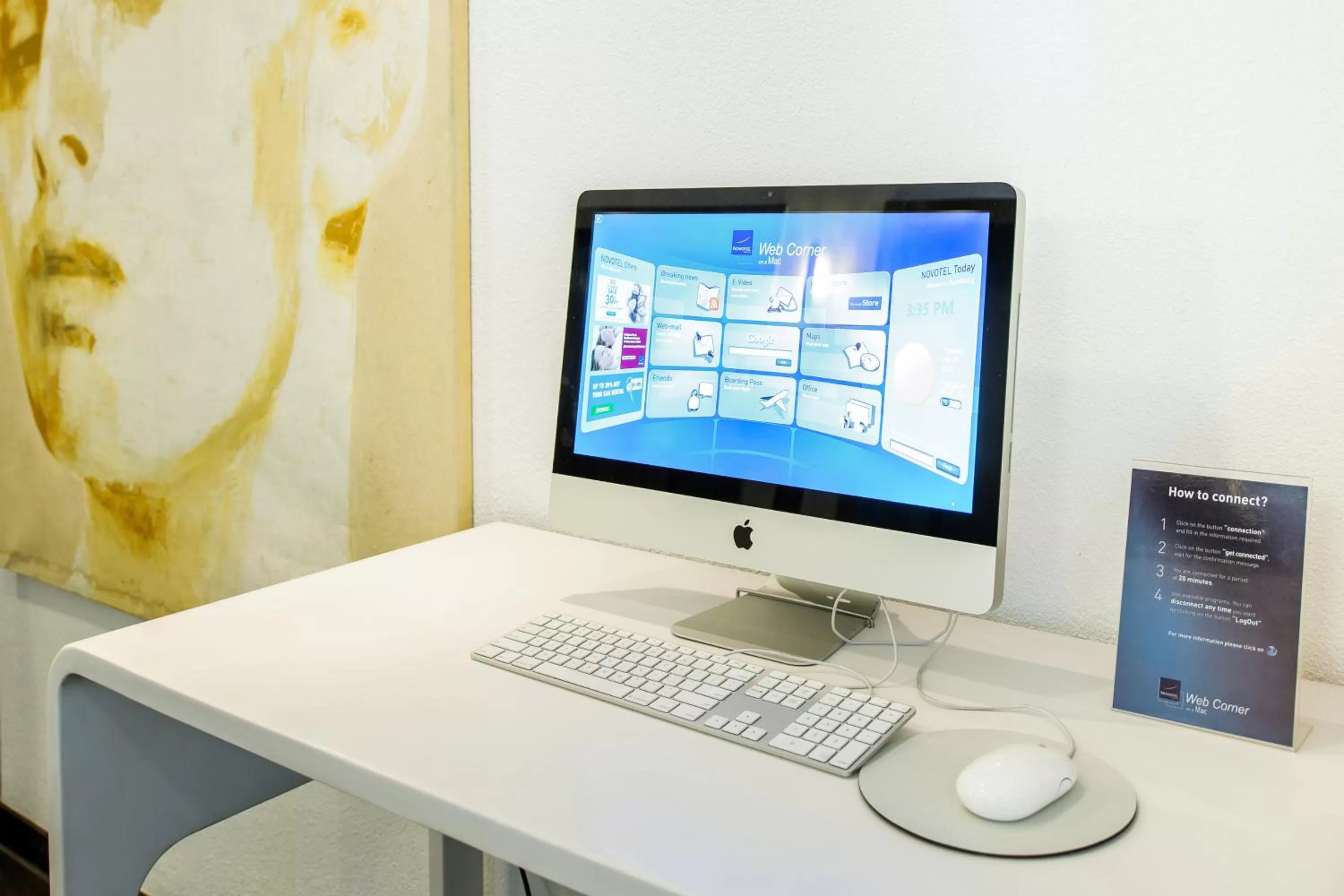 TV and multimedia in Novotel Suites Lille Europe