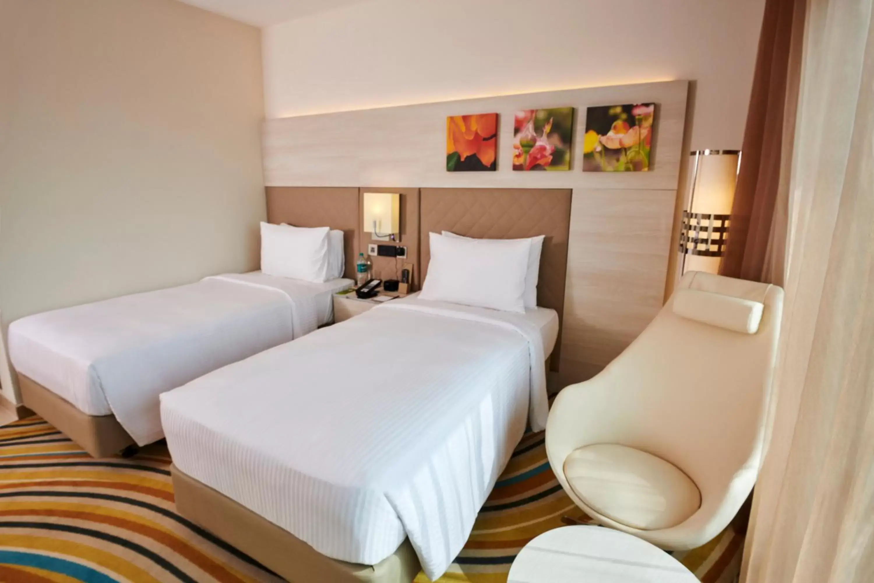 Deluxe Twin Room in Hilton Garden Inn Lucknow Deluxe Twin Room in Hilton Garden Inn Lucknow