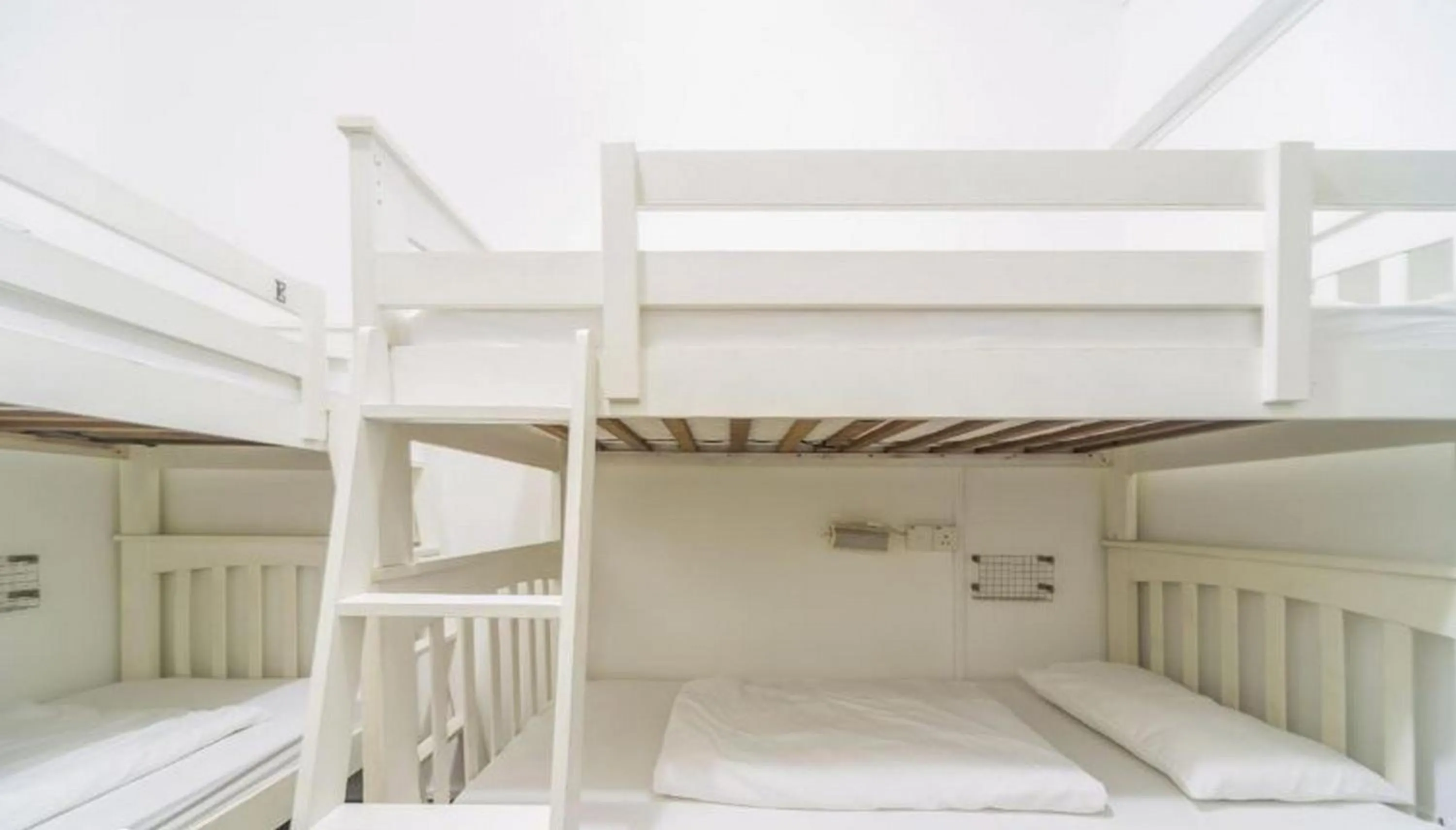 bunk bed, Bed in BEAT Arts Hostel at Chinatown