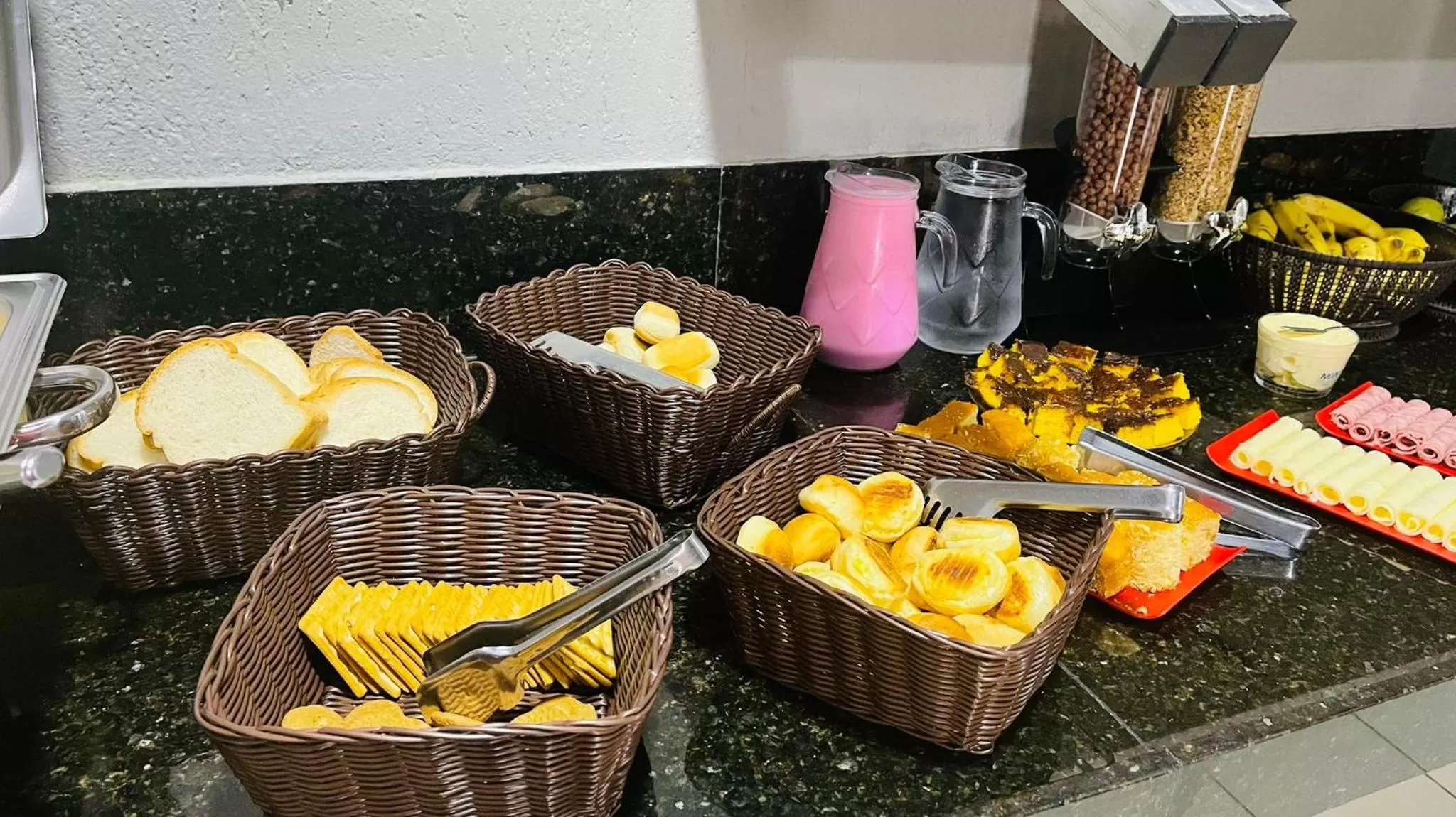 Breakfast in Hotel Gontijo Belo Horizonte - Próximo a Rodoviária e Praça Sete