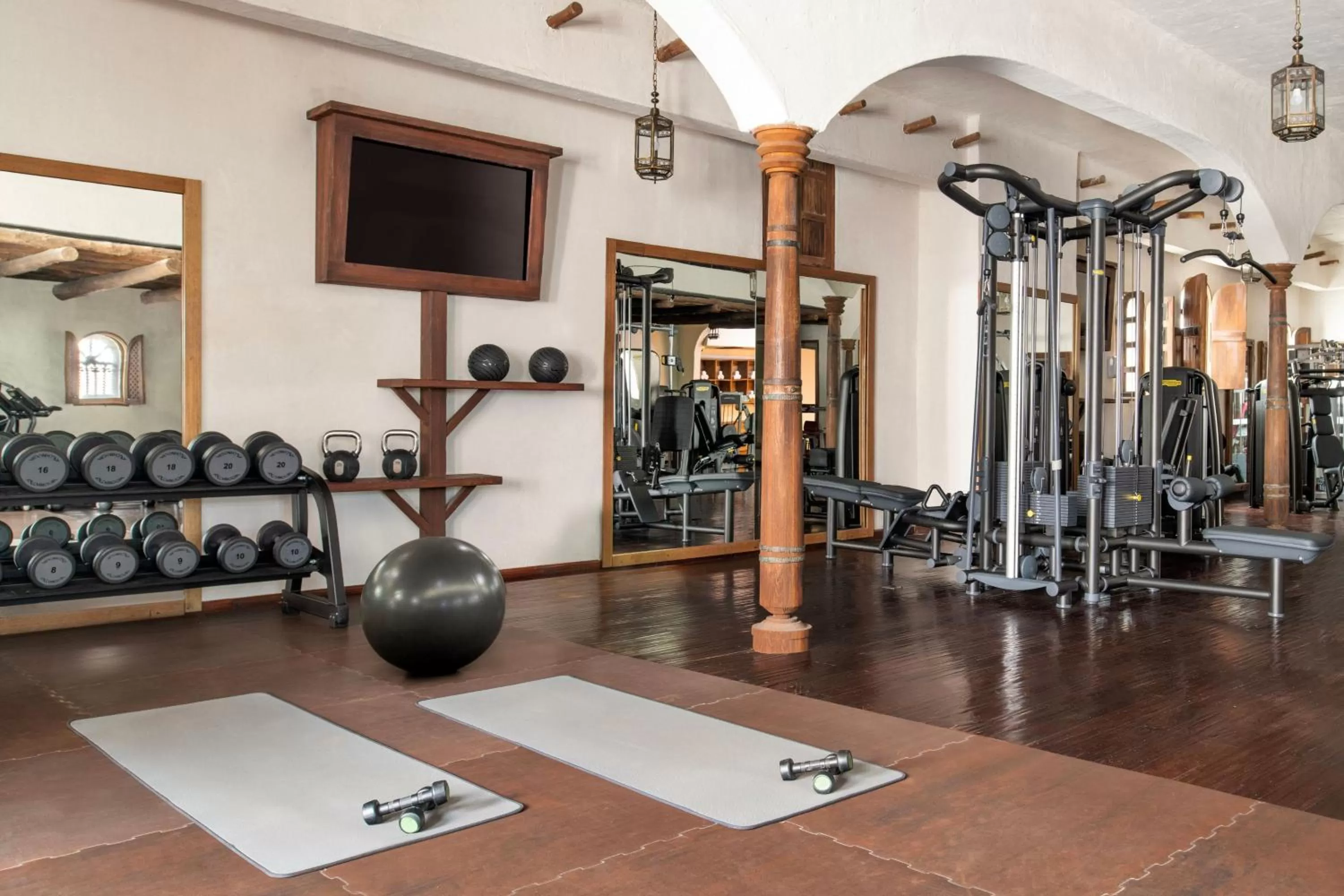 Fitness centre/facilities in Sharq Village & Spa, a Ritz-Carlton Hotel