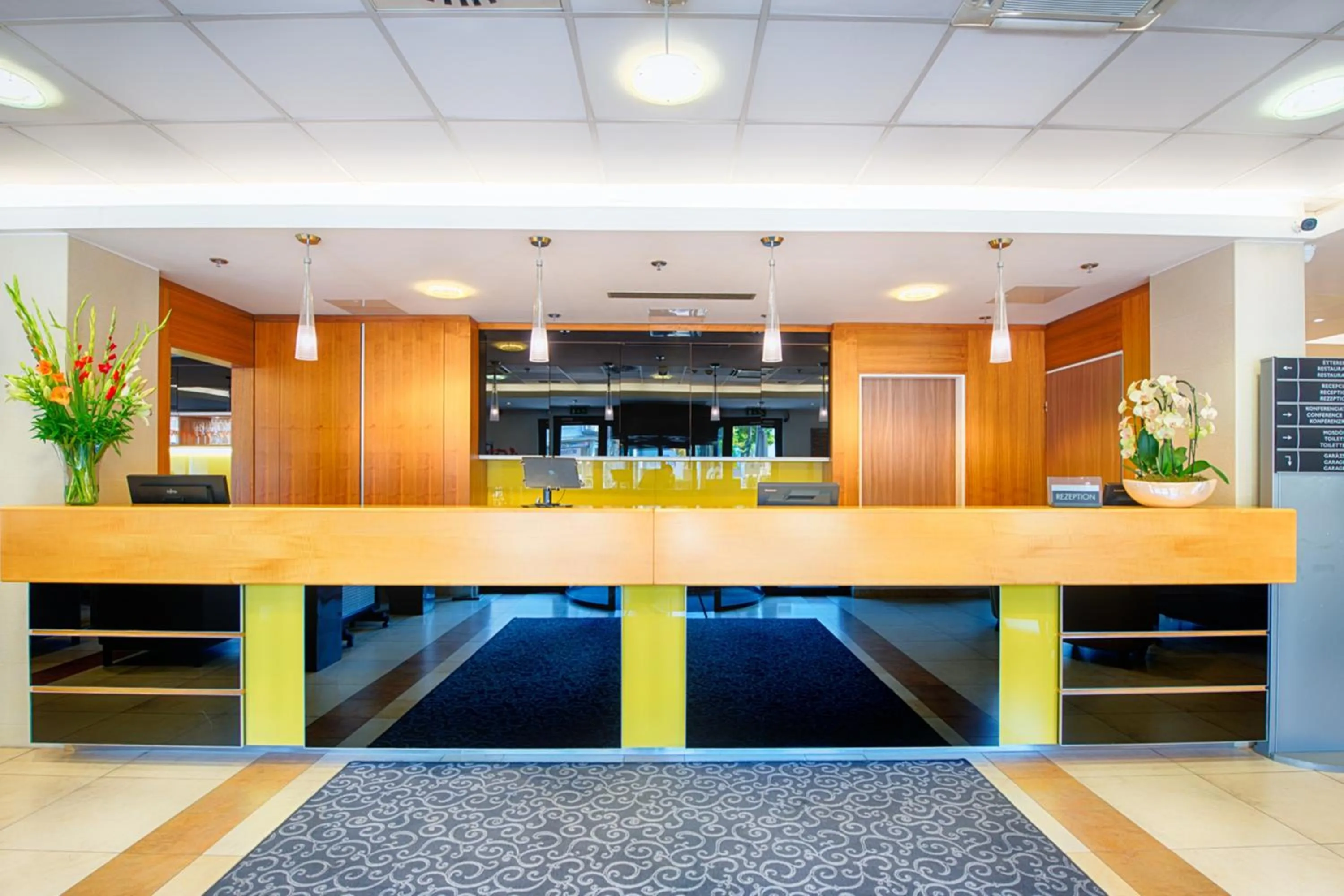 Lobby or reception in ACHAT Hotel Budapest