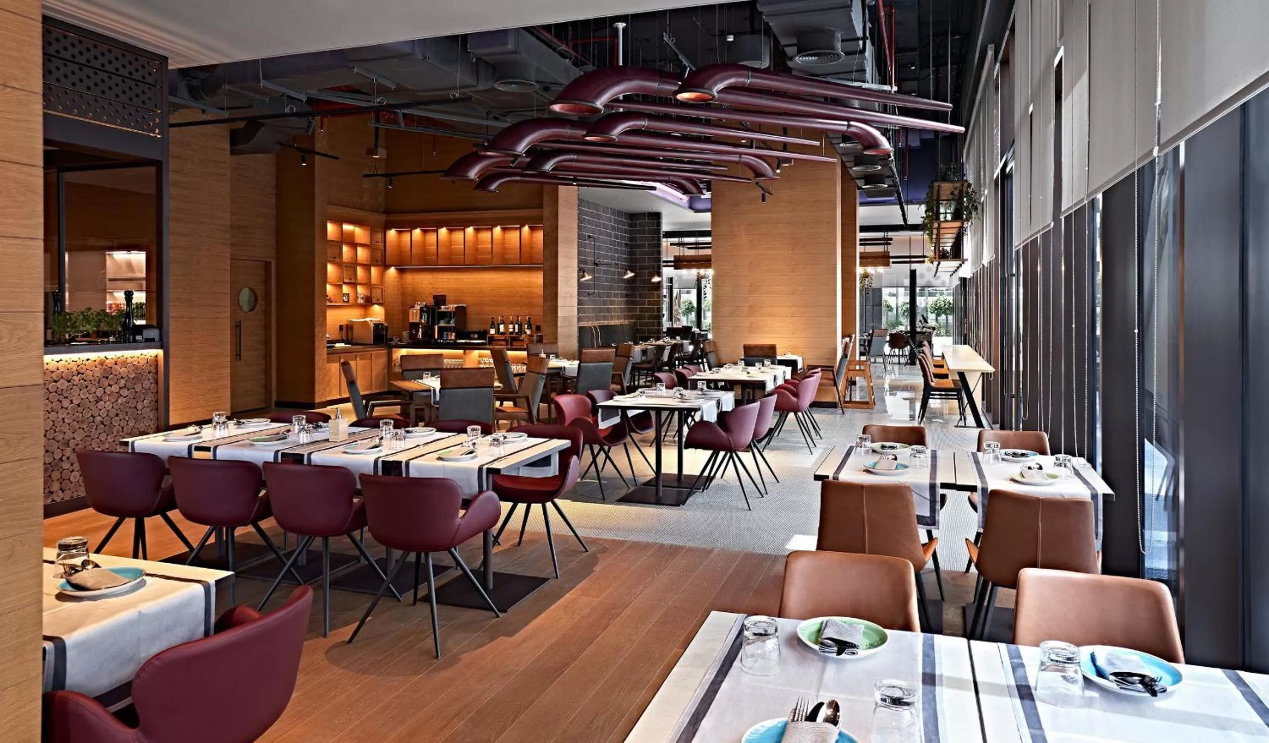 Restaurant/places to eat in Barcelo Business Bay Dubai - Formerly Revier Hotel
