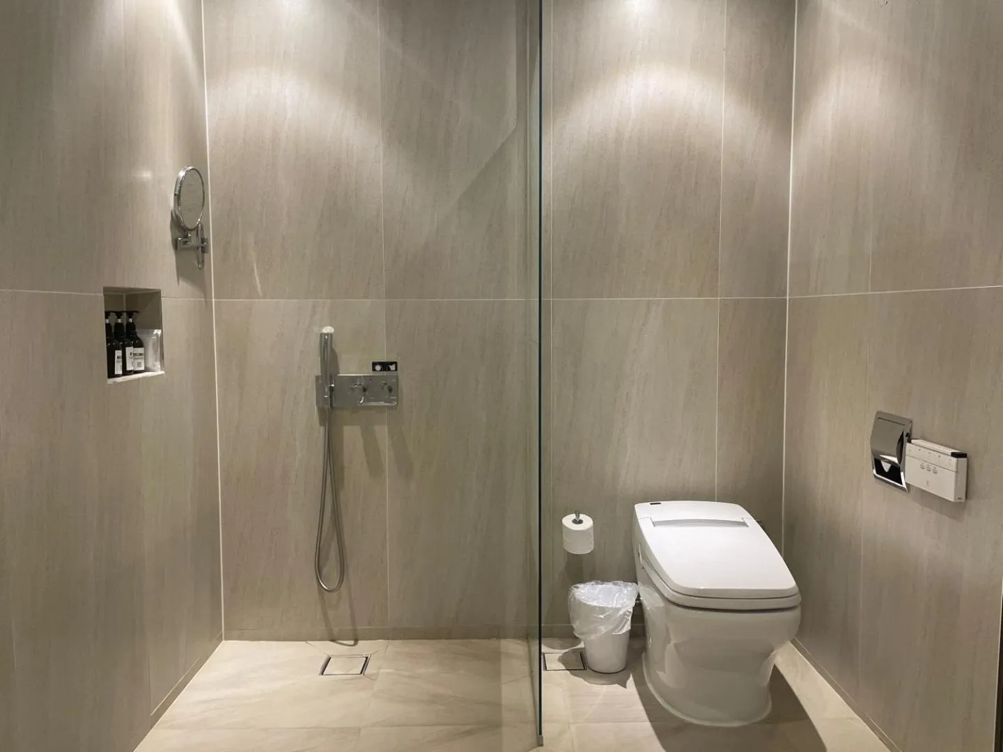 Toilet, Bathroom in Zam101Hotel