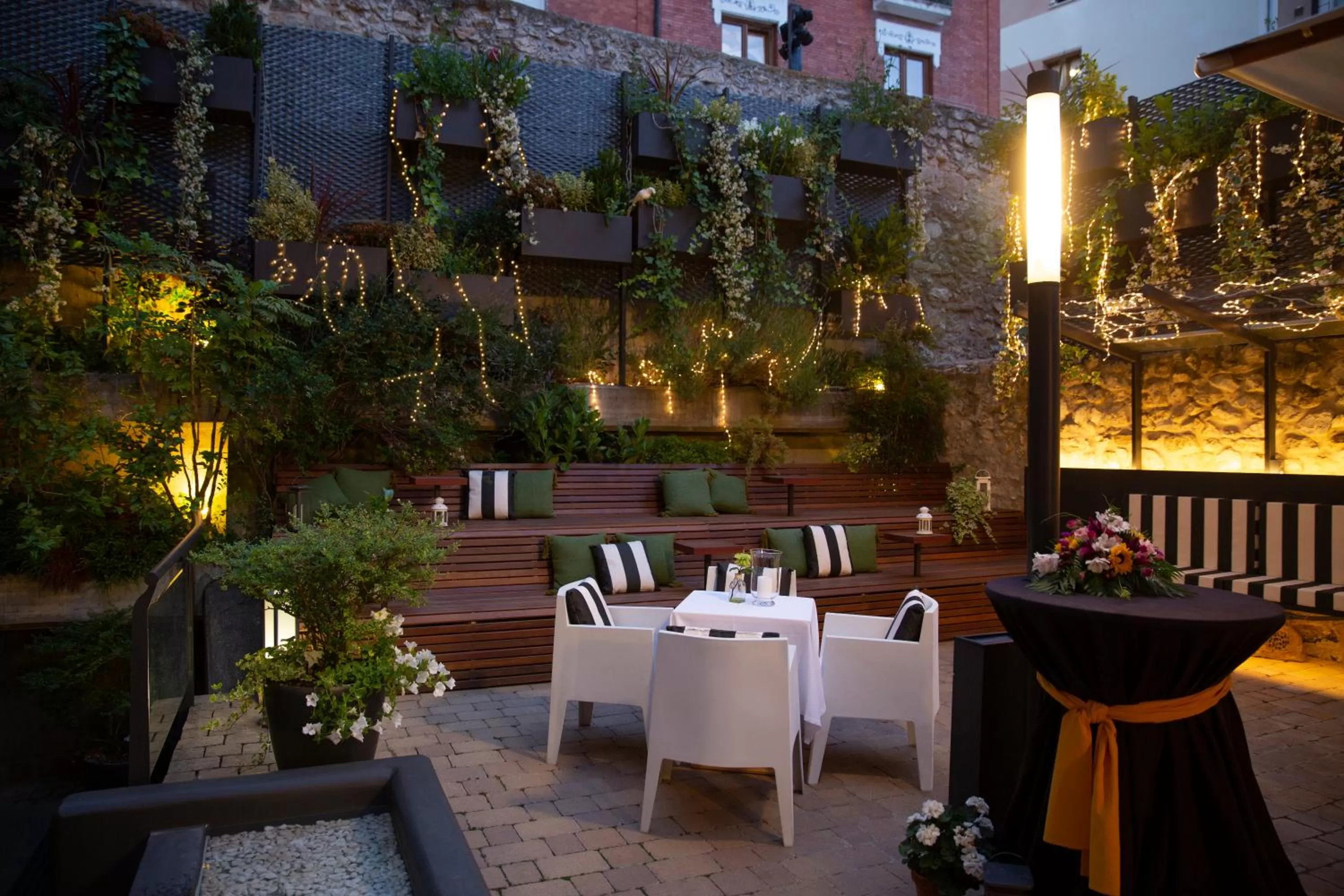 Patio in RICE Palacio de los Blasones