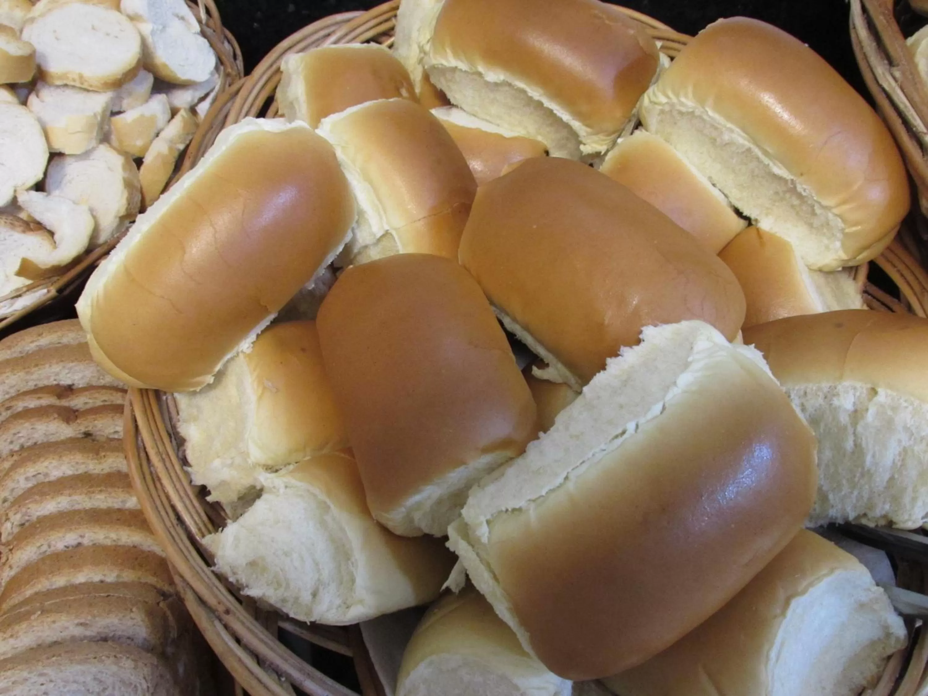 Food and drinks in Hotel Salomão - Próximo a 25 de Março, Bom Retiro, Brás e Rua Santa Efigênia, a 2 minutos do Mirante Sampa Sky e pista de Skate Anhangabaú