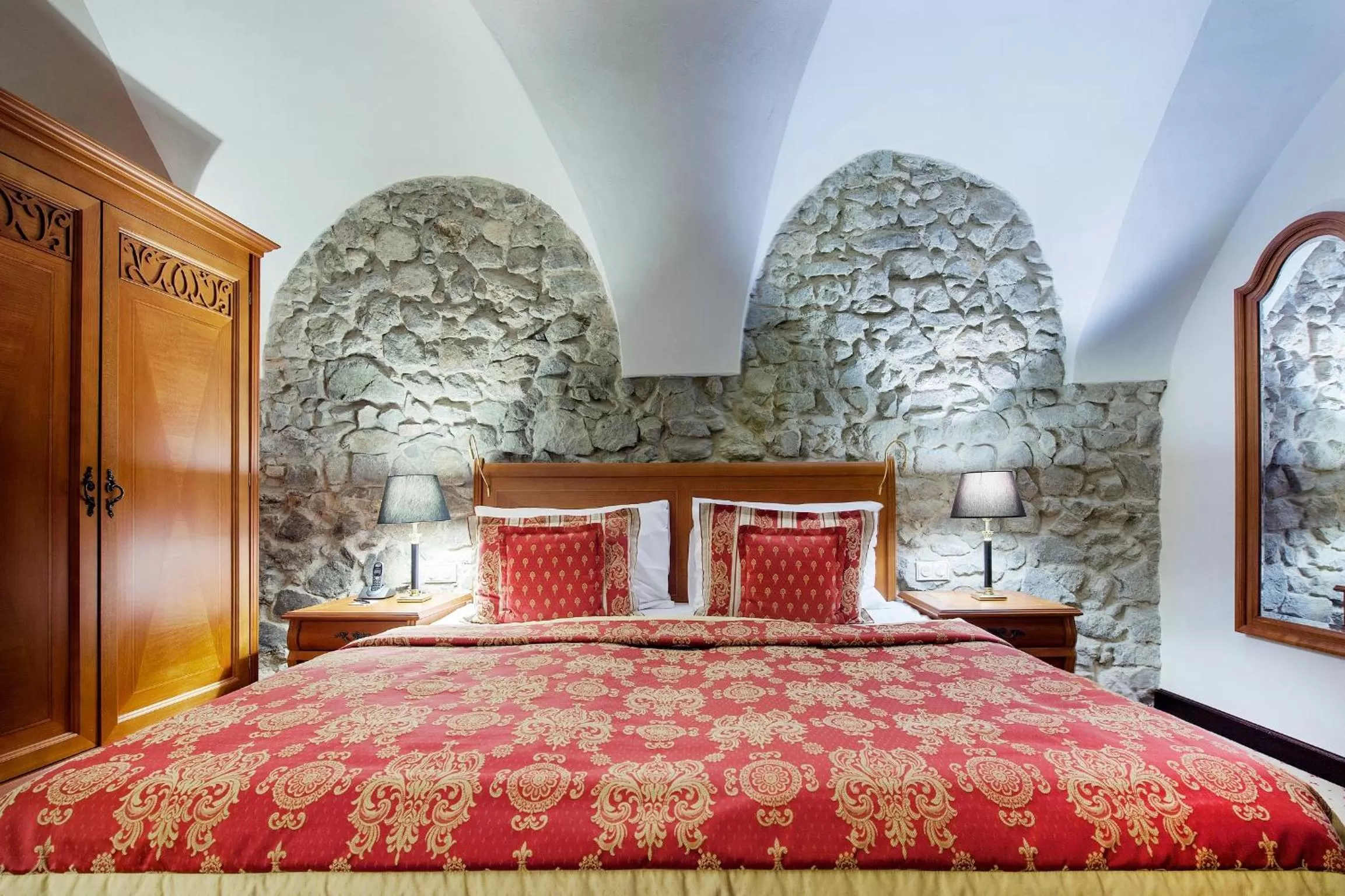 Bed in Arcadia Boutique Hotel