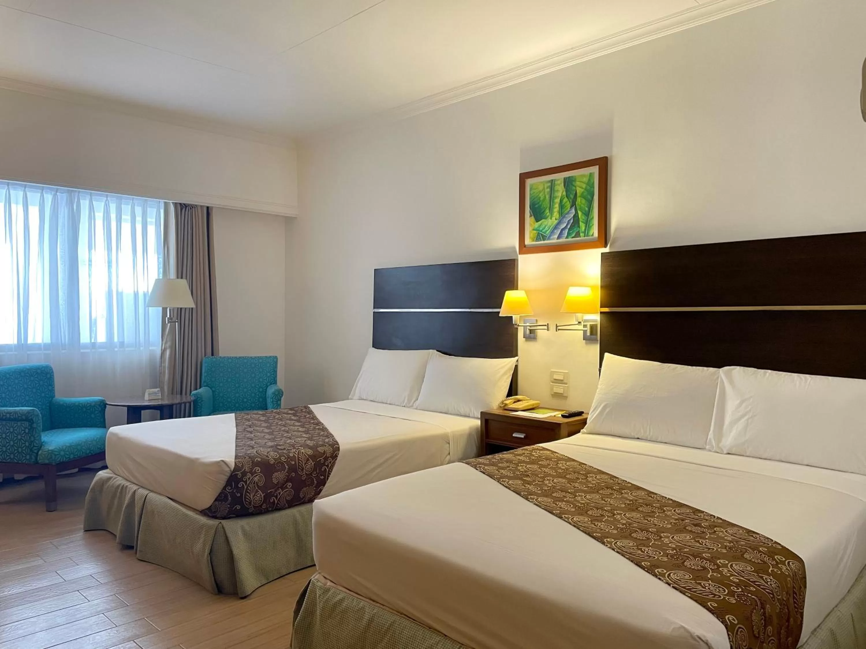 Bed in Days Hotel by Wyndham Iloilo
