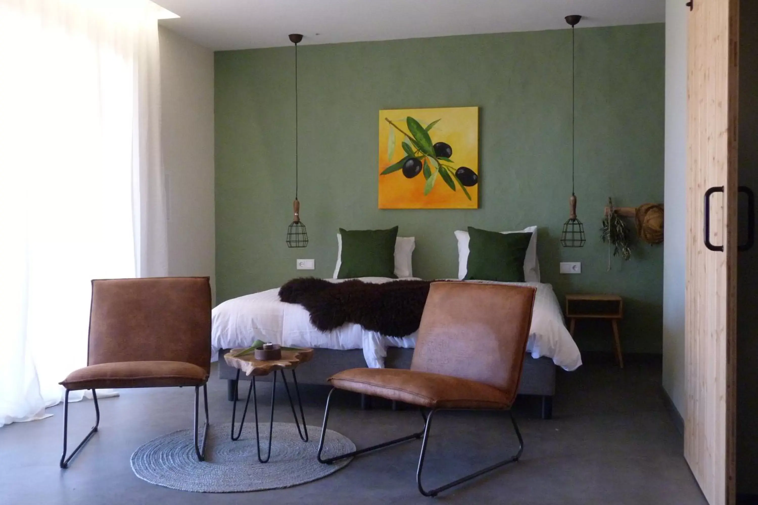 Family Room with Terrace in Trendy and Luxe B&B and Garden Suite Family Room with Terrace in Trendy and Luxe B&B and Garden Suite