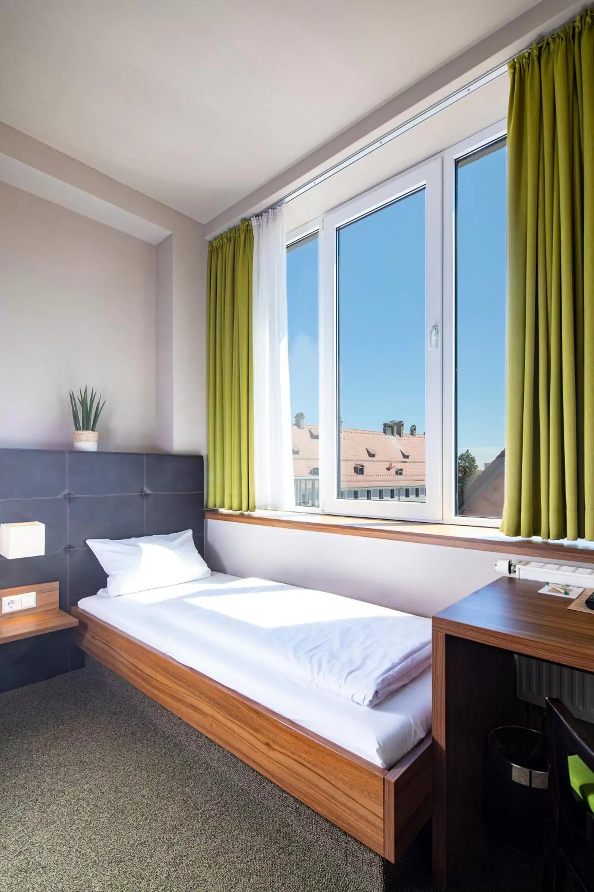 JOESEPP´S HOTEL am Schweizerberg JOESEPP´S HOTEL am Schweizerberg